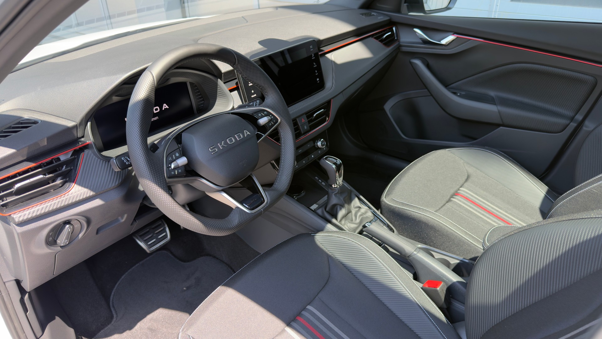 SKODA Scala MC 1.5 TSI 150PS 7DSG 1500ccm 150PS/110kW 4 Zylinder TSI ACT EVO Benzin-image-12