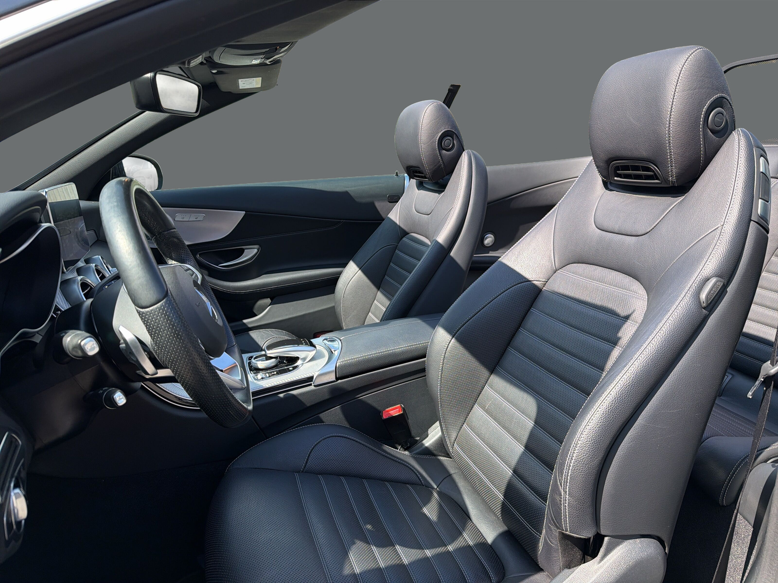 MERCEDES-BENZ C 200 AMG Line 4Matic-image-8