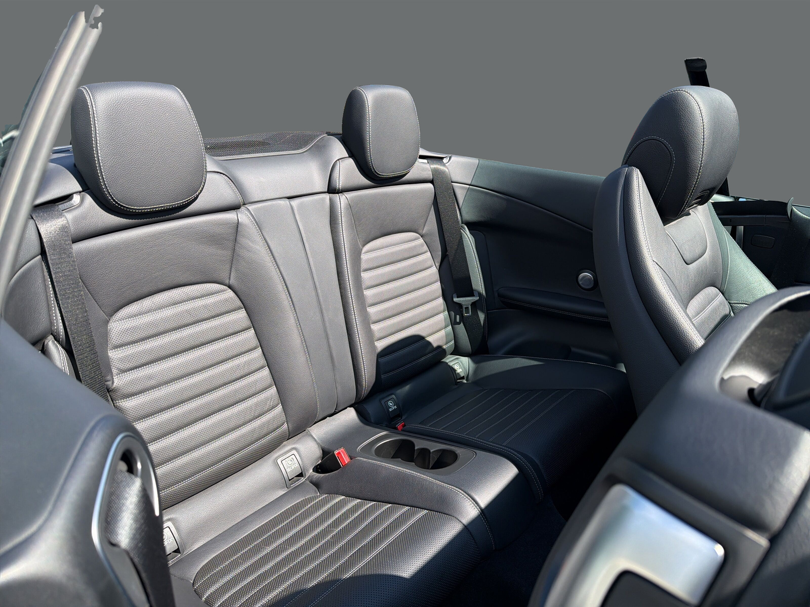 MERCEDES-BENZ C 200 AMG Line 4Matic-image-18