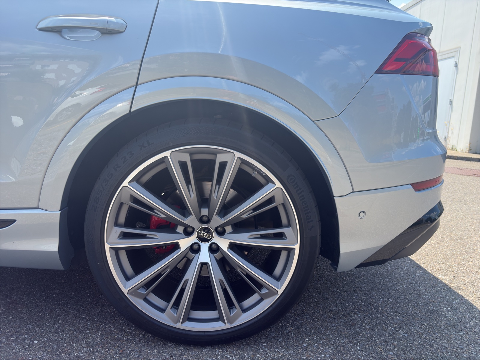 AUDI Q8 SUV 3.0 50 TDI quattro T-Tronic-image-14