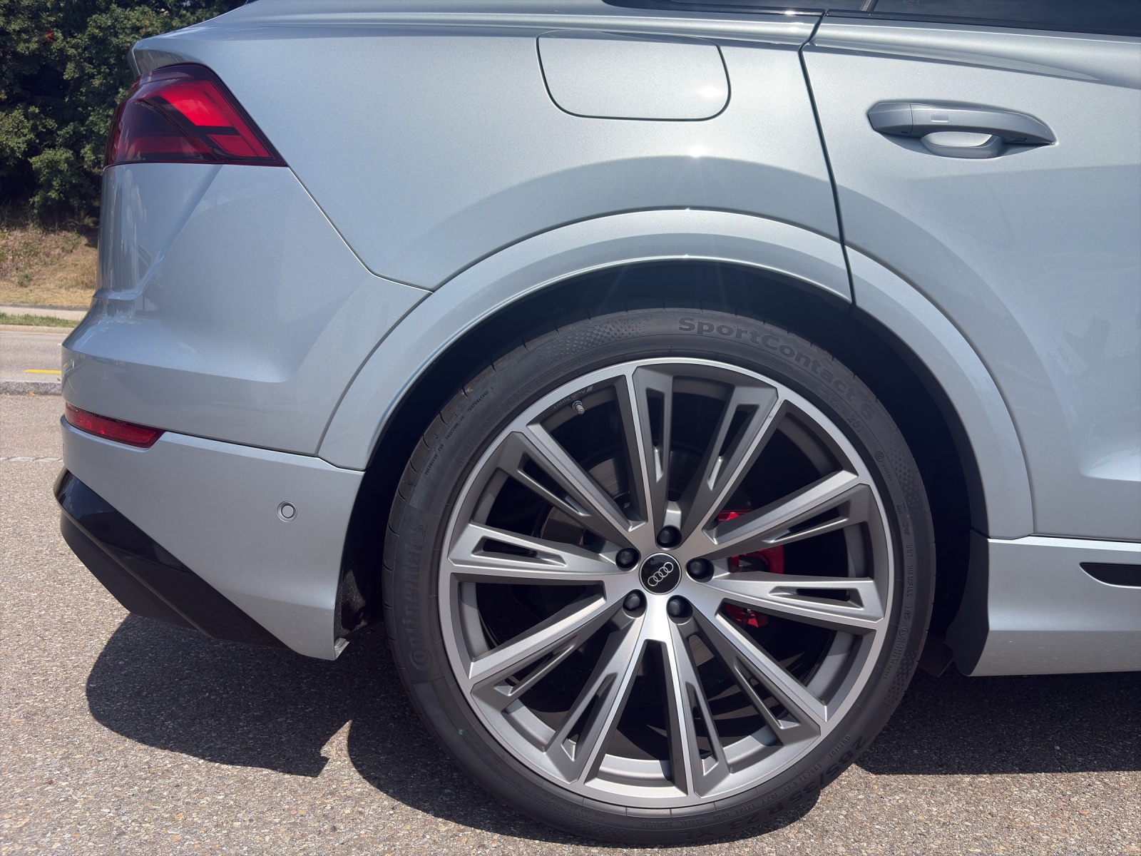 AUDI Q8 SUV 3.0 50 TDI quattro T-Tronic-image-15