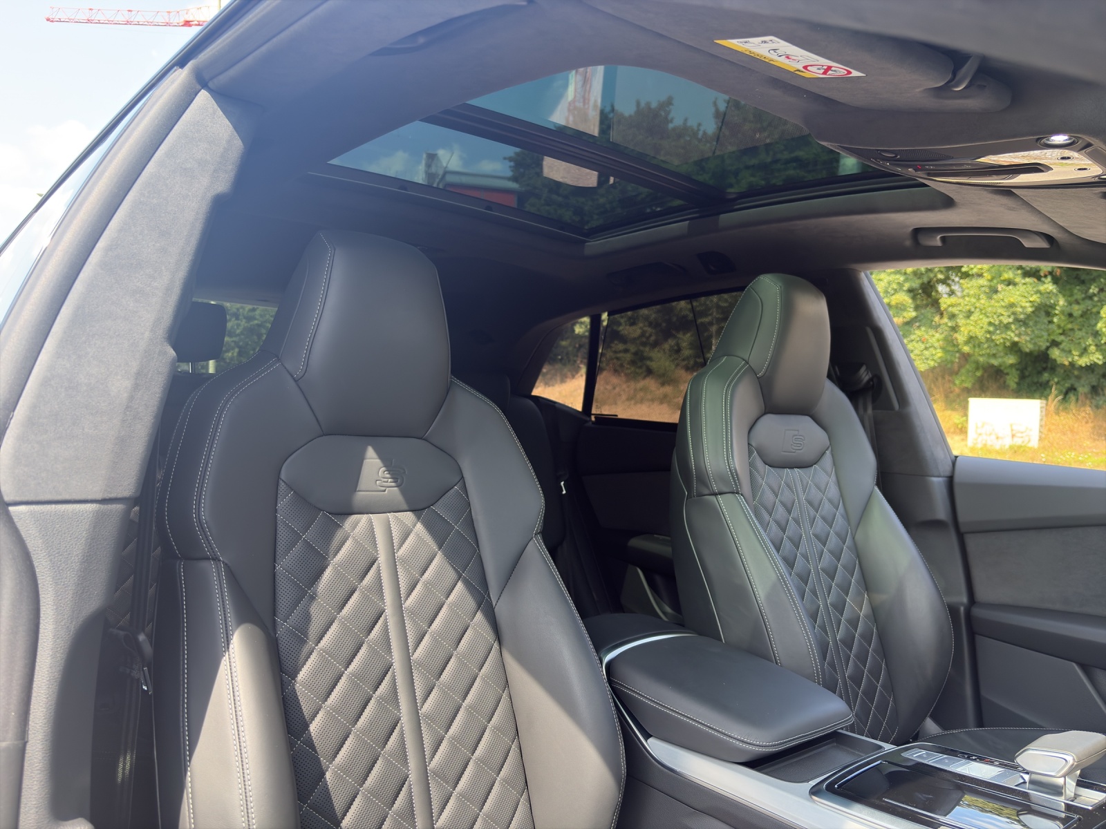 AUDI Q8 SUV 3.0 50 TDI quattro T-Tronic-image-6