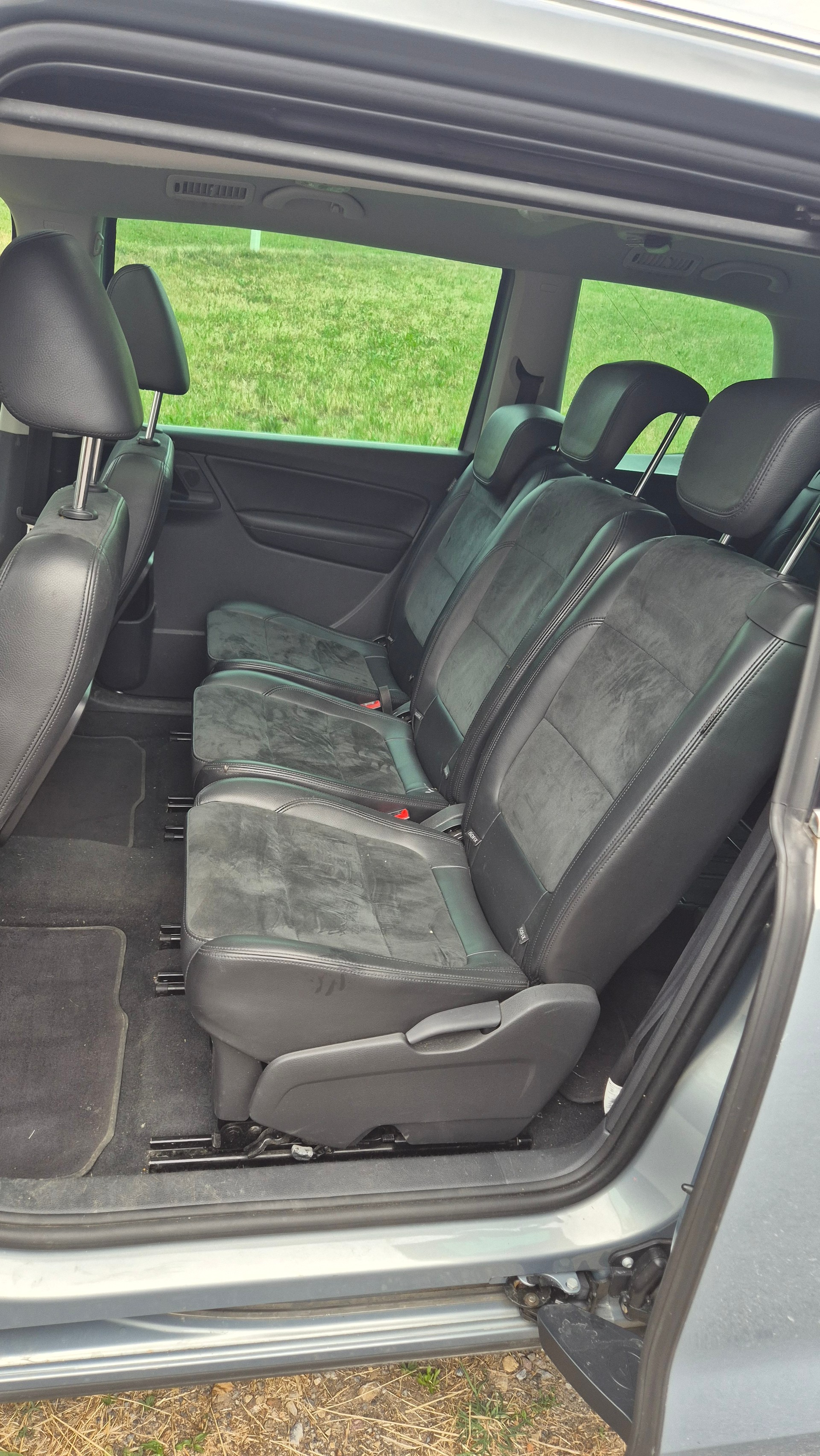 VW Sharan 2.0 TDI BlueMotion Technology Trendline DSG-image-12