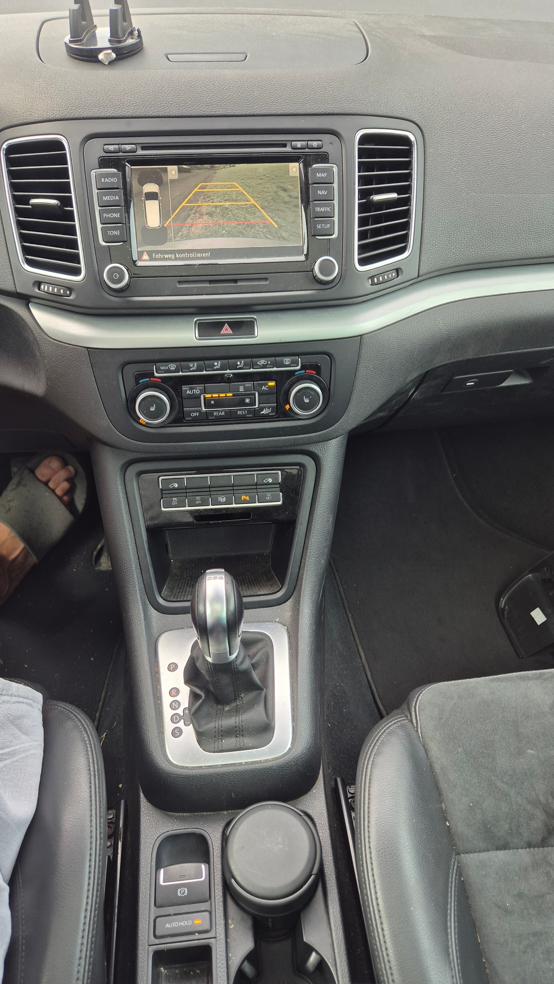 VW Sharan 2.0 TDI BlueMotion Technology Trendline DSG-image-10