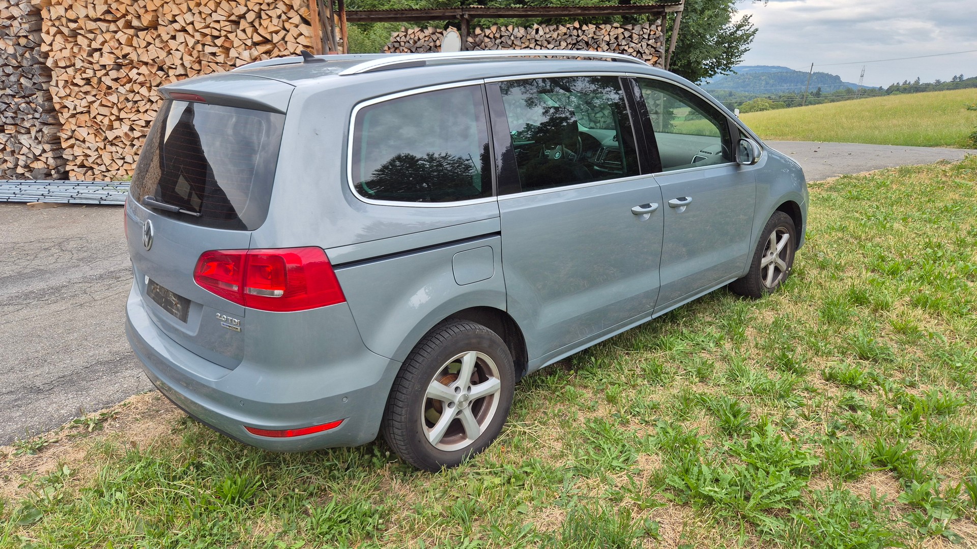 VW Sharan 2.0 TDI BlueMotion Technology Trendline DSG-image-3