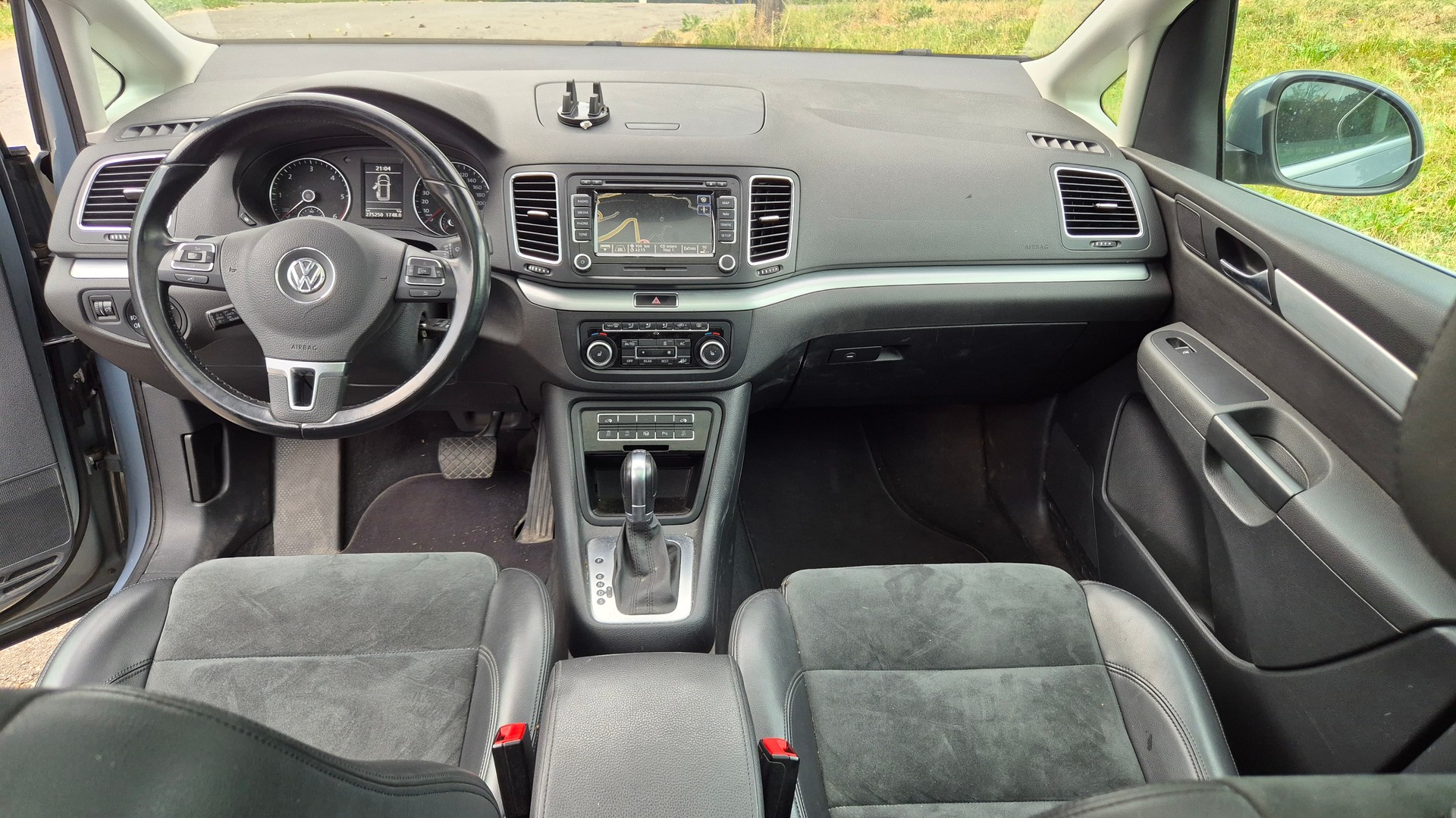 VW Sharan 2.0 TDI BlueMotion Technology Trendline DSG-image-8