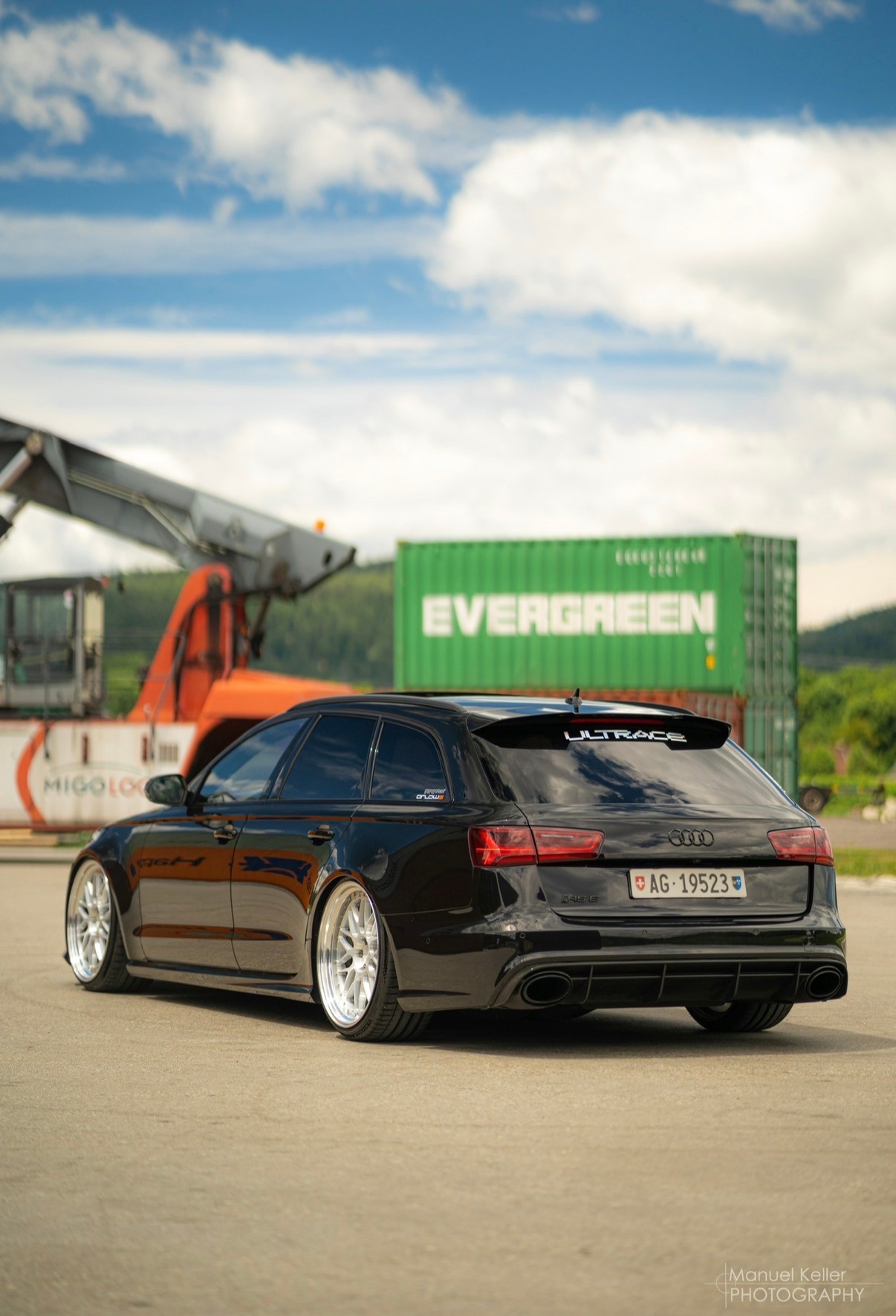 AUDI 4.0 V8 TFSI perform. qu. T-Tr.-image-4