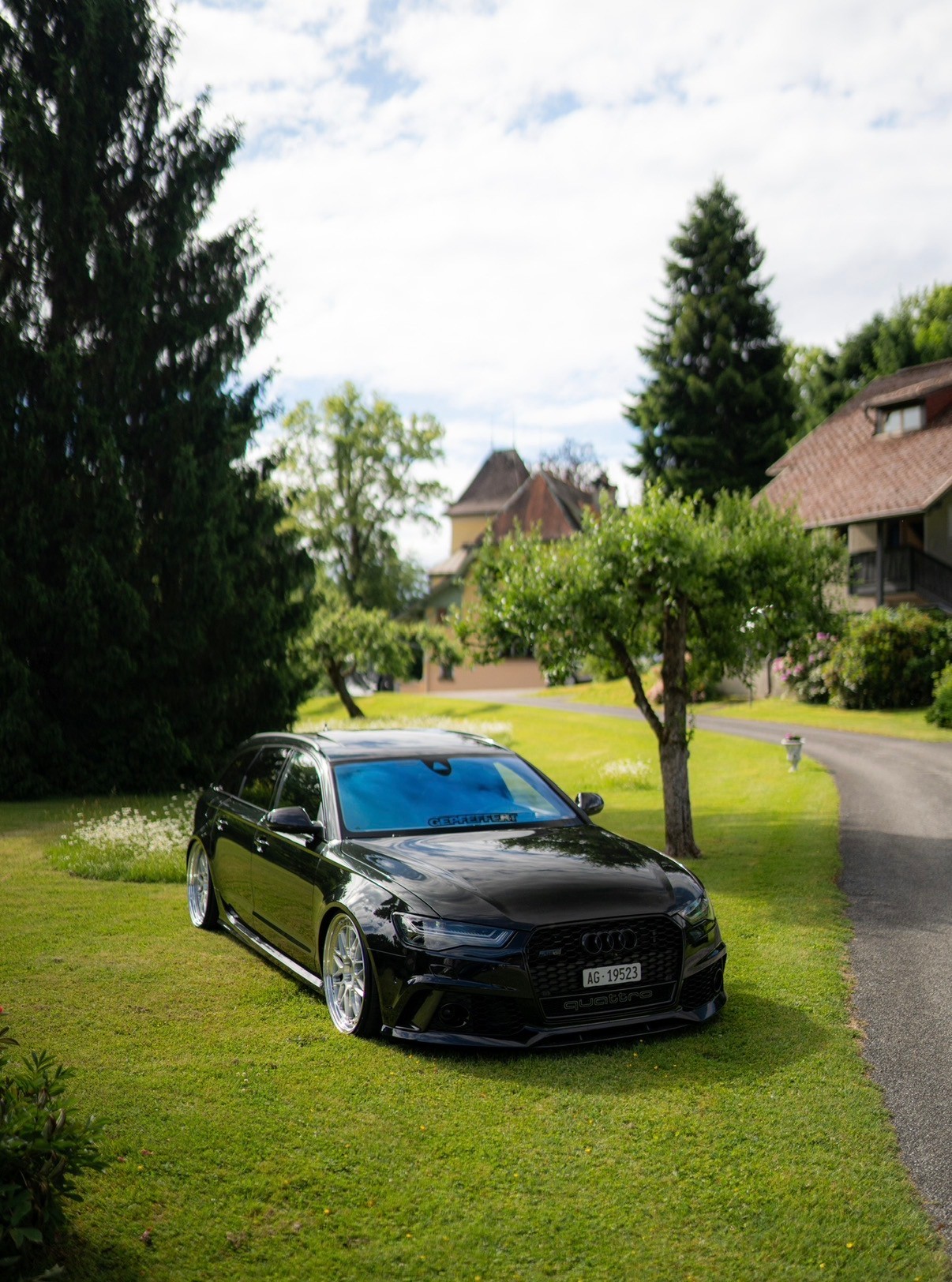 AUDI 4.0 V8 TFSI perform. qu. T-Tr.-image-0