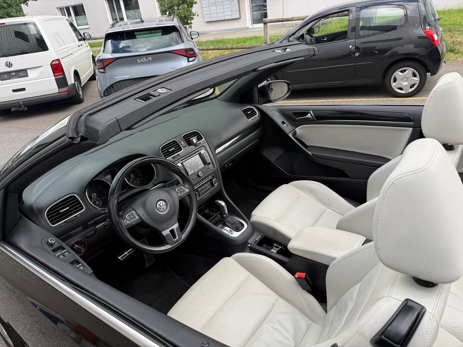 VW Golf Cabrio 1.4 TSI DSG-image-9