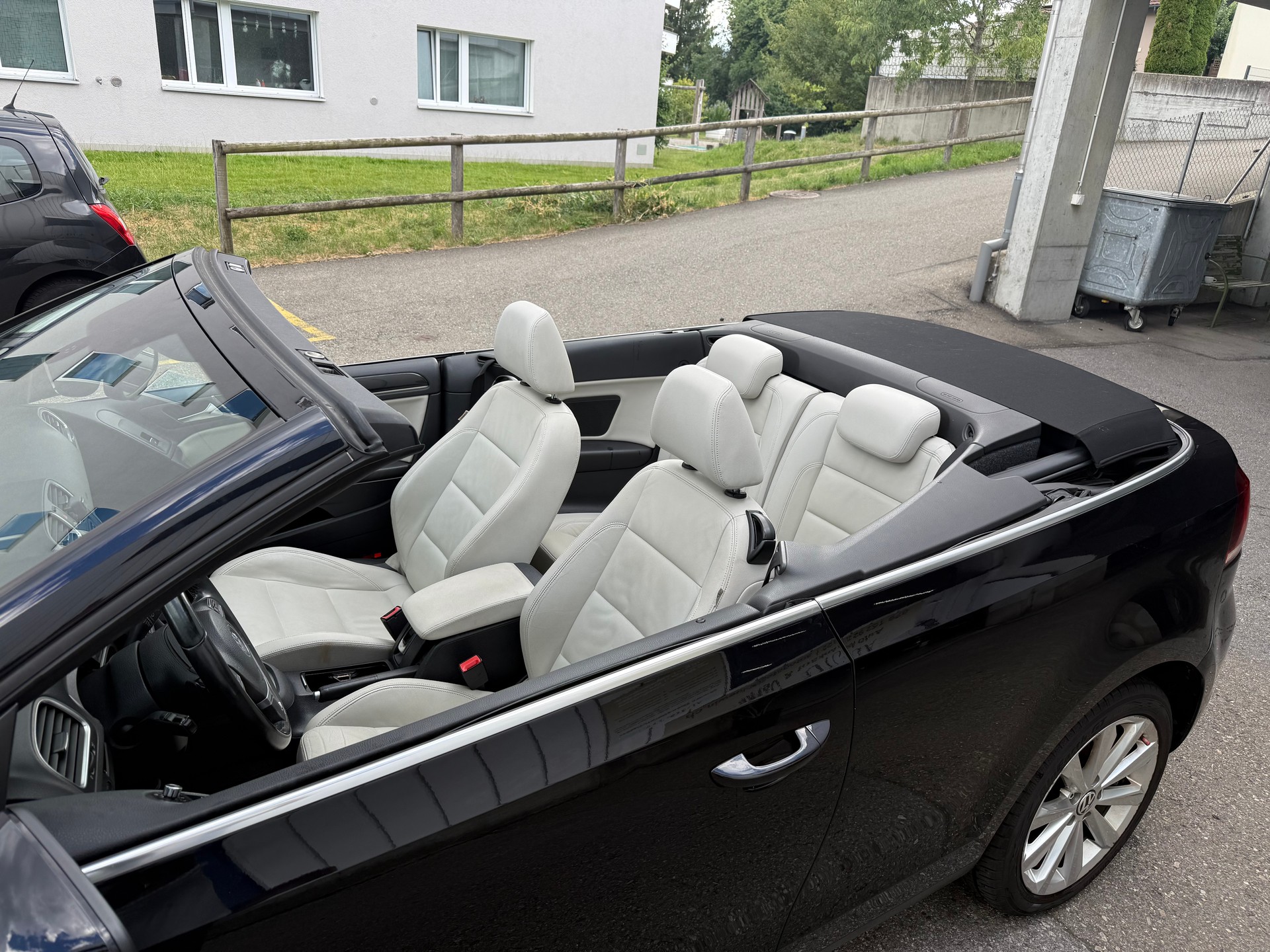VW Golf Cabrio 1.4 TSI DSG-image-7