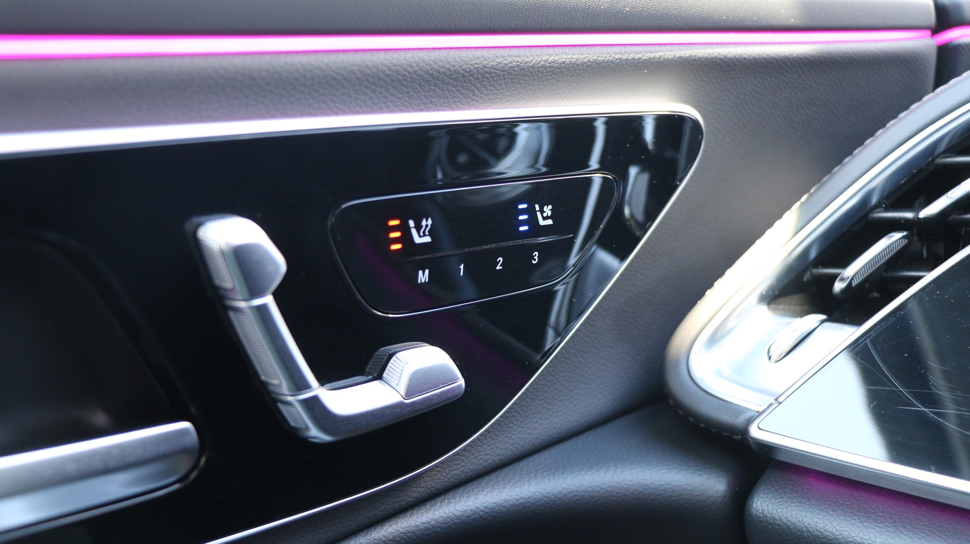 MERCEDES-BENZ E 450 4Matic-image-12