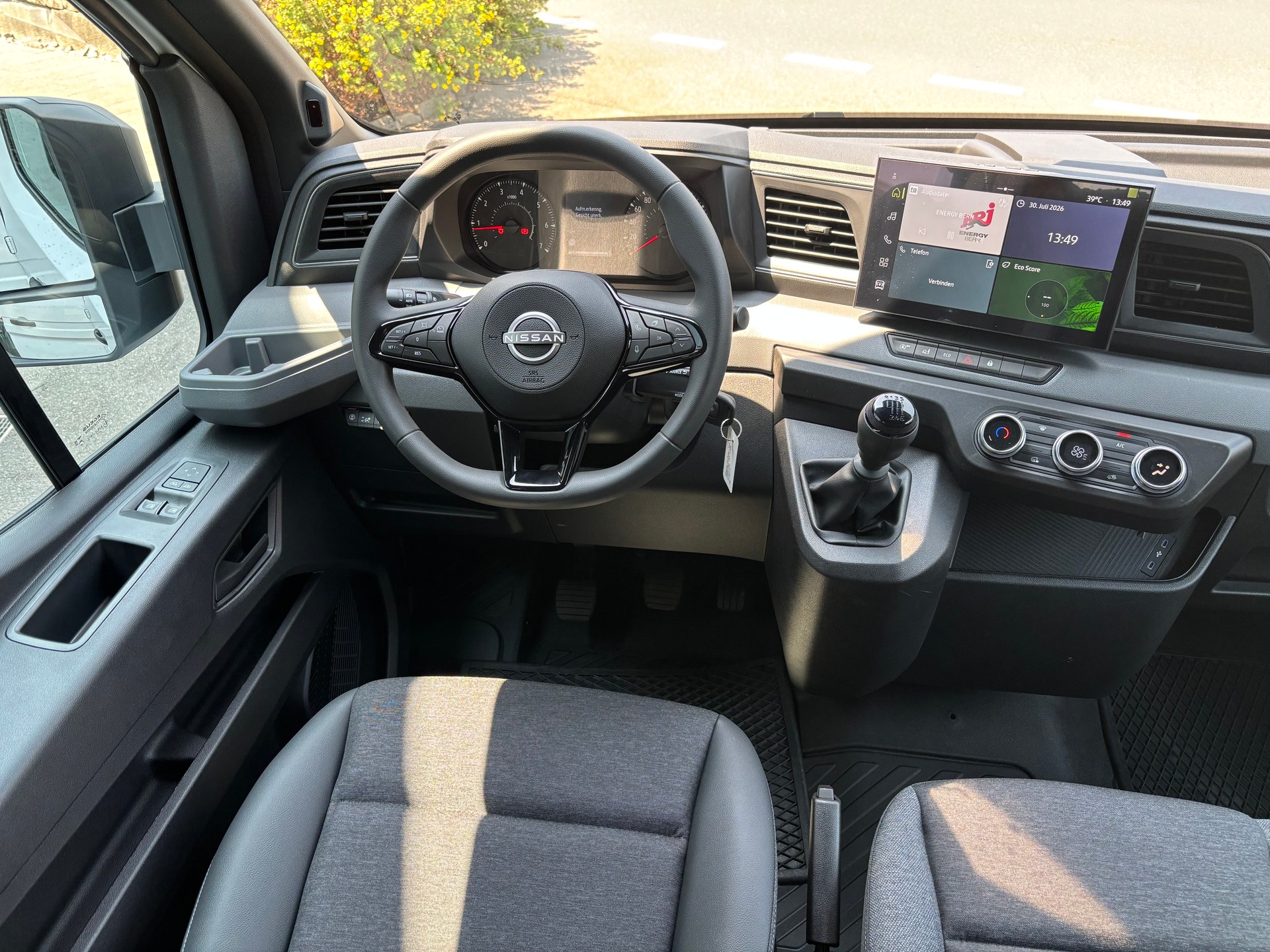NISSAN Interstar Acenta L3H1-image-8