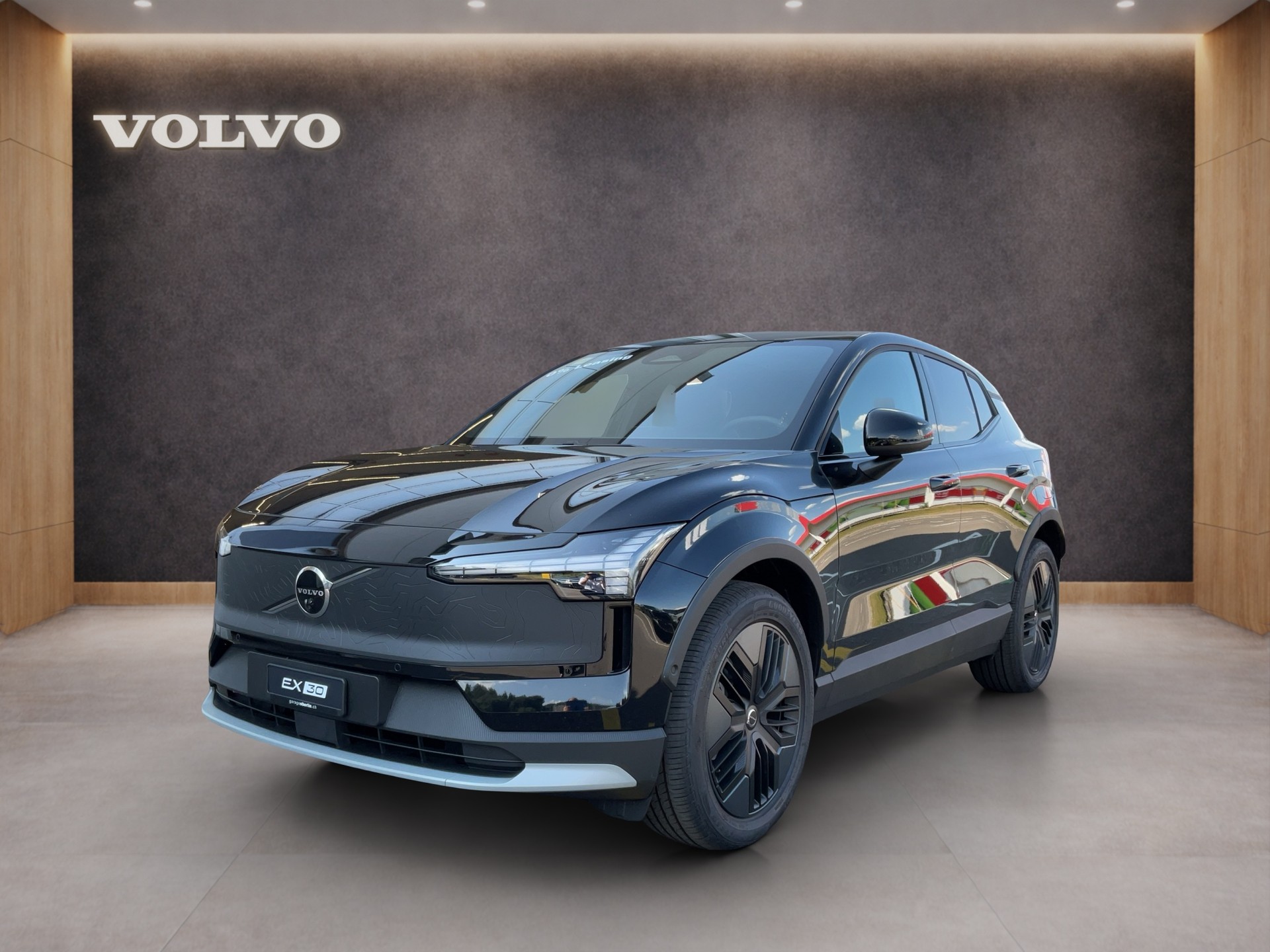 VOLVO EX30 CC E60 Twin Performance AWD-image-0