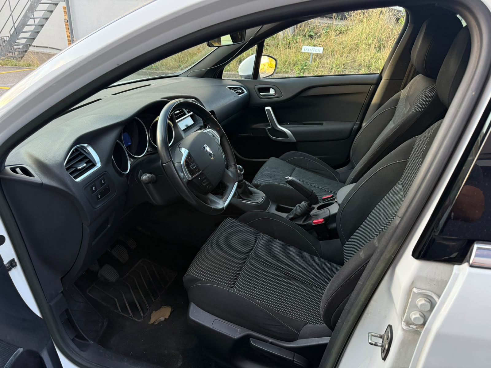 DS AUTOMOBILES DS4 1.6 VTi Chic-image-11