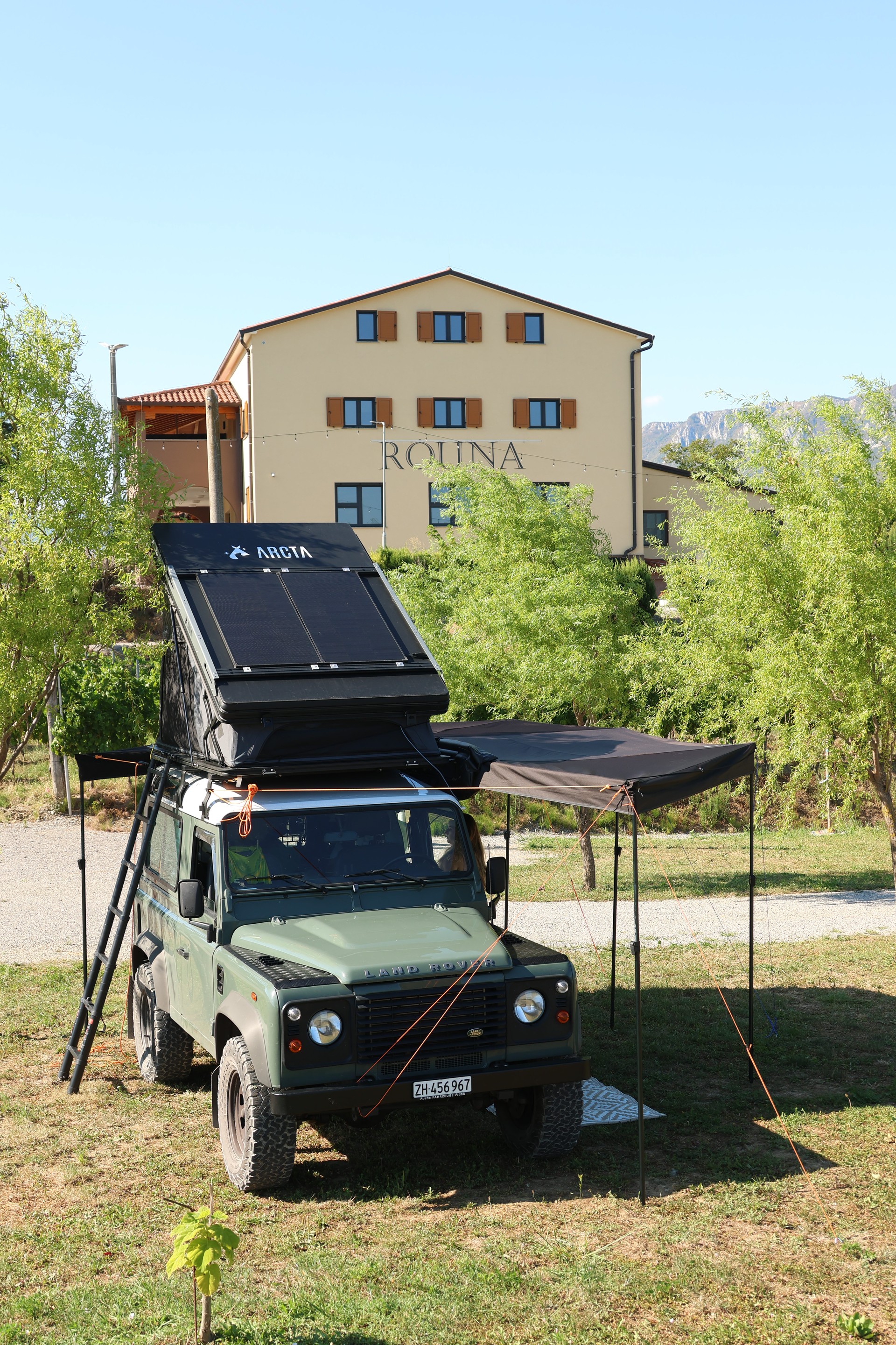 LAND ROVER 2.2 TD4 SW-image-0