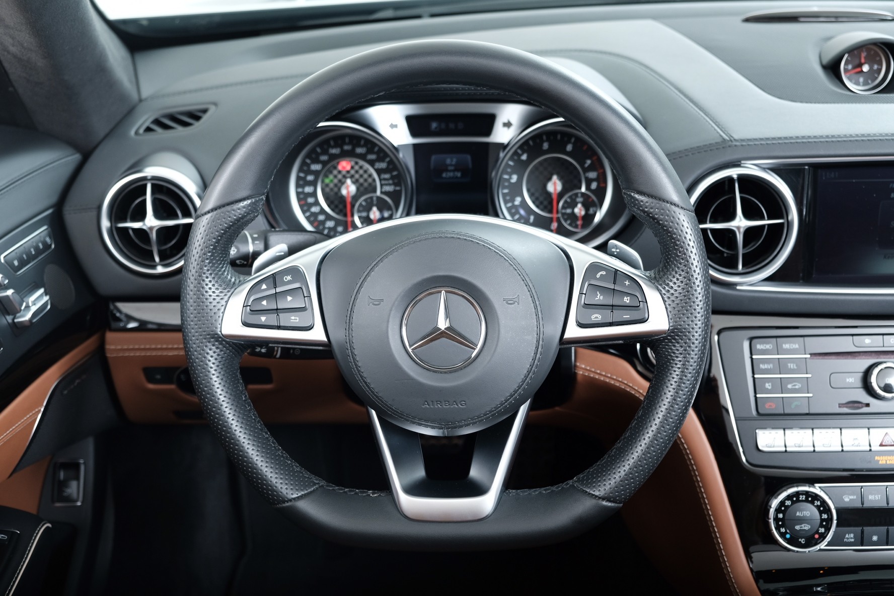 MERCEDES-BENZ SL-CLASS R231 Cabriolet SL 50-image-10