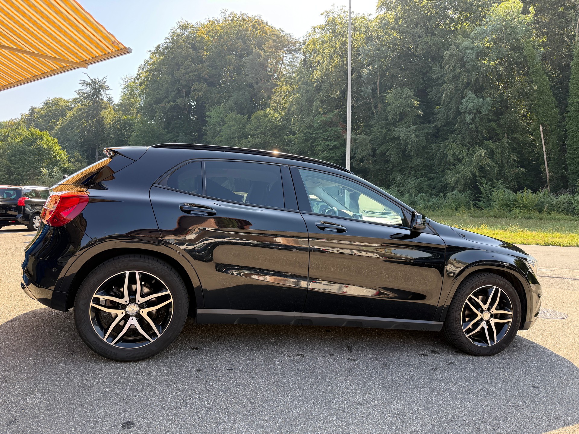 MERCEDES-BENZ GLA 200 Night Star-image-2