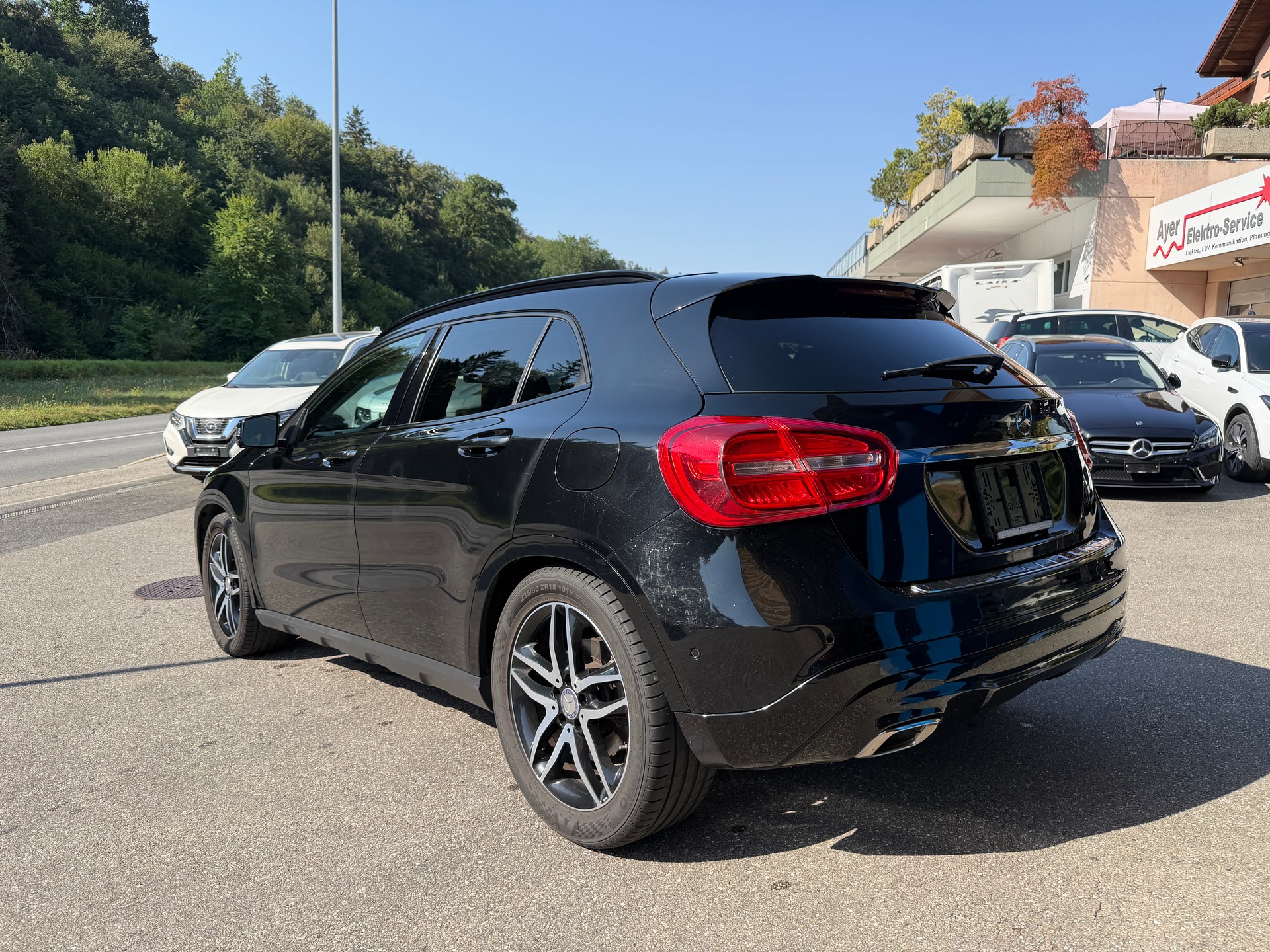 MERCEDES-BENZ GLA 200 Night Star-image-4