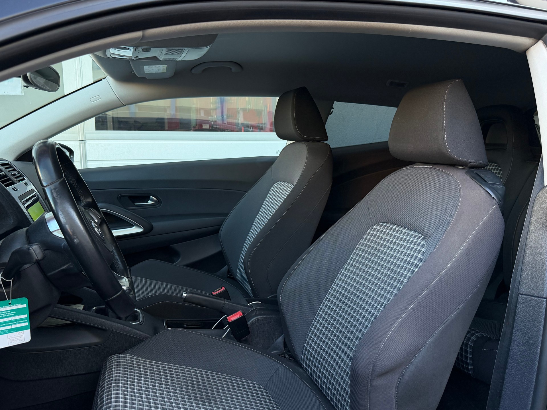 VW Scirocco 2.0 TDI BMT*Frisch ab MFK&Service*CH-FHZ*4 neue Winterreifen inkl.*-image-11