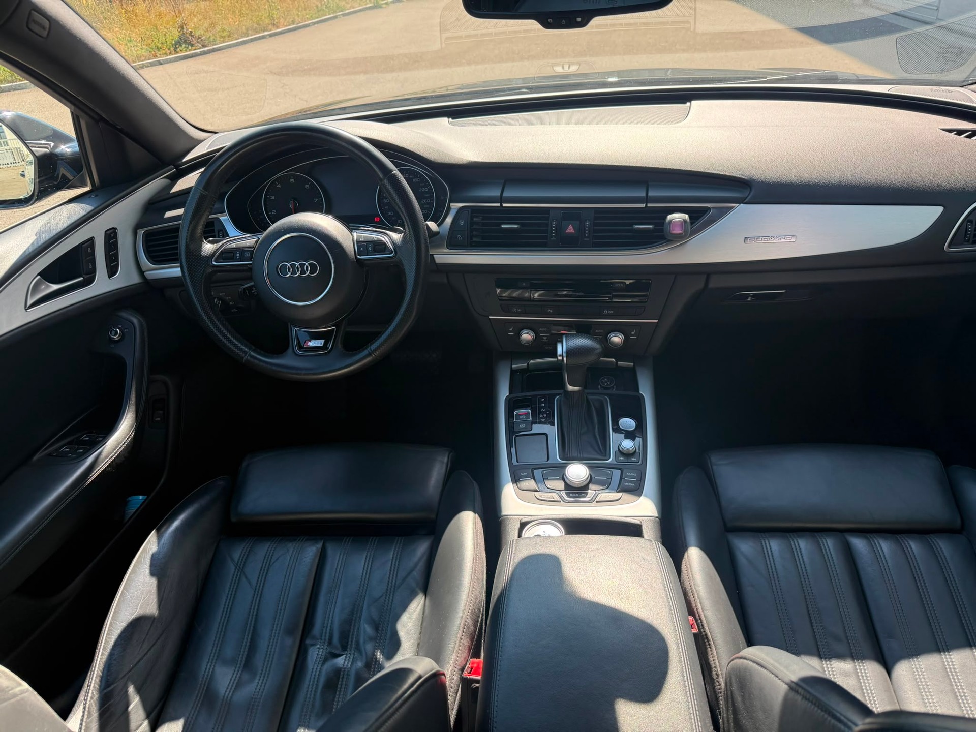 AUDI A6 Avant 3.0 TFSI V6 quattro S-tronic-image-4