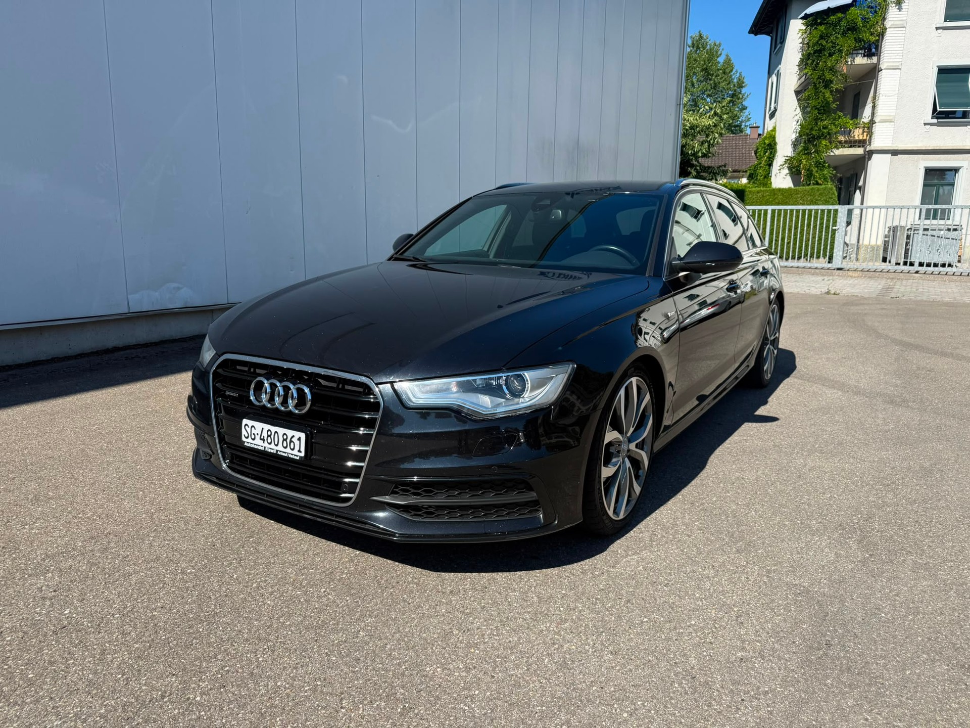 AUDI A6 Avant 3.0 TFSI V6 quattro S-tronic-image-2