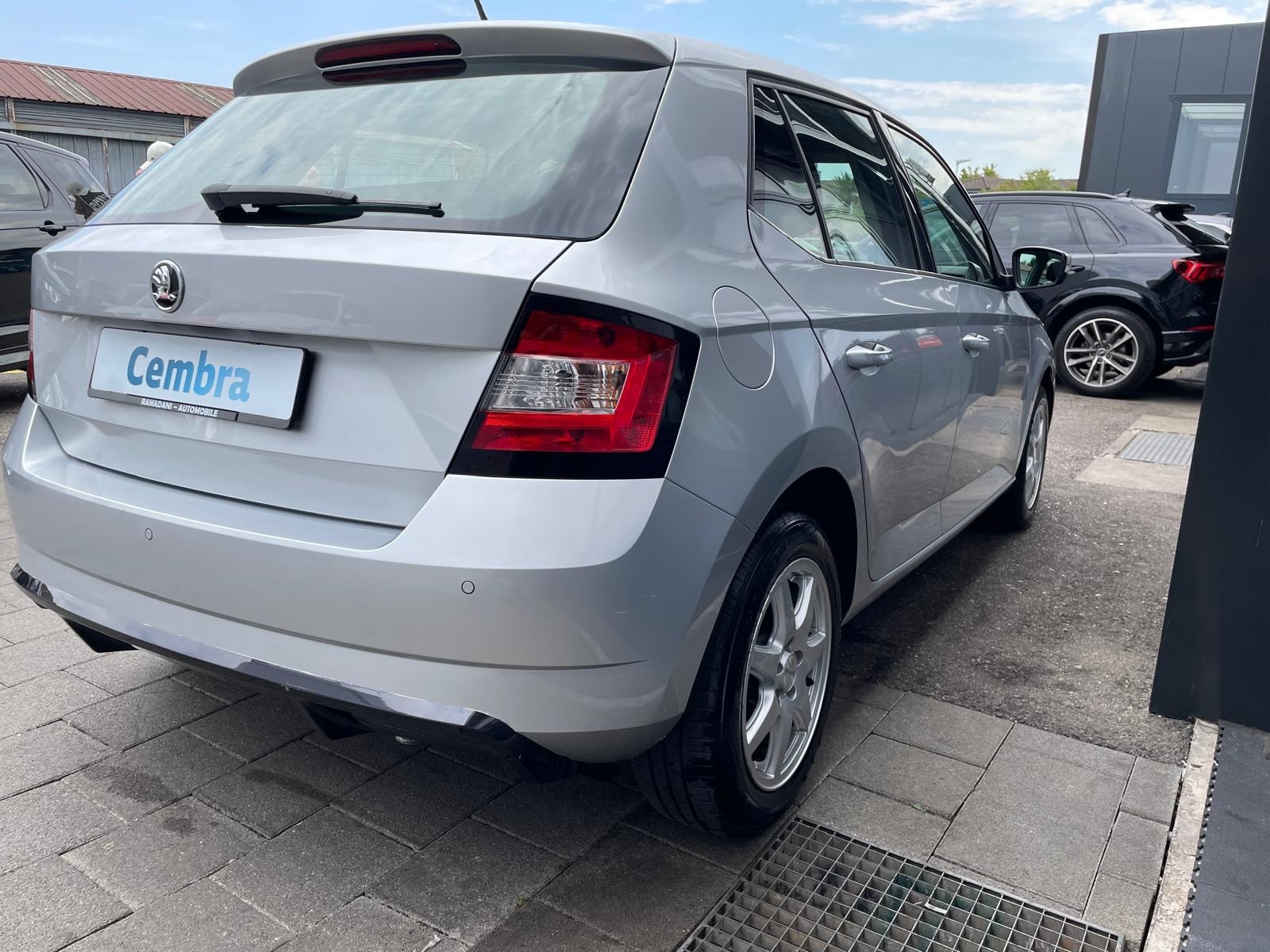 SKODA Fabia 1.0 TSI Style-image-5