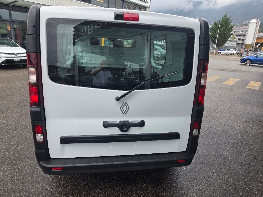 RENAULT Trafic 2.0 Blue dCi 130 Advance L1H1 EN-image-3
