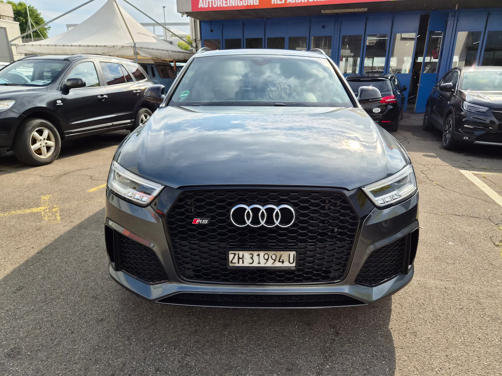AUDI RS Q3 2.5 TFSI performance quattro S-tronic-showroom-element-1