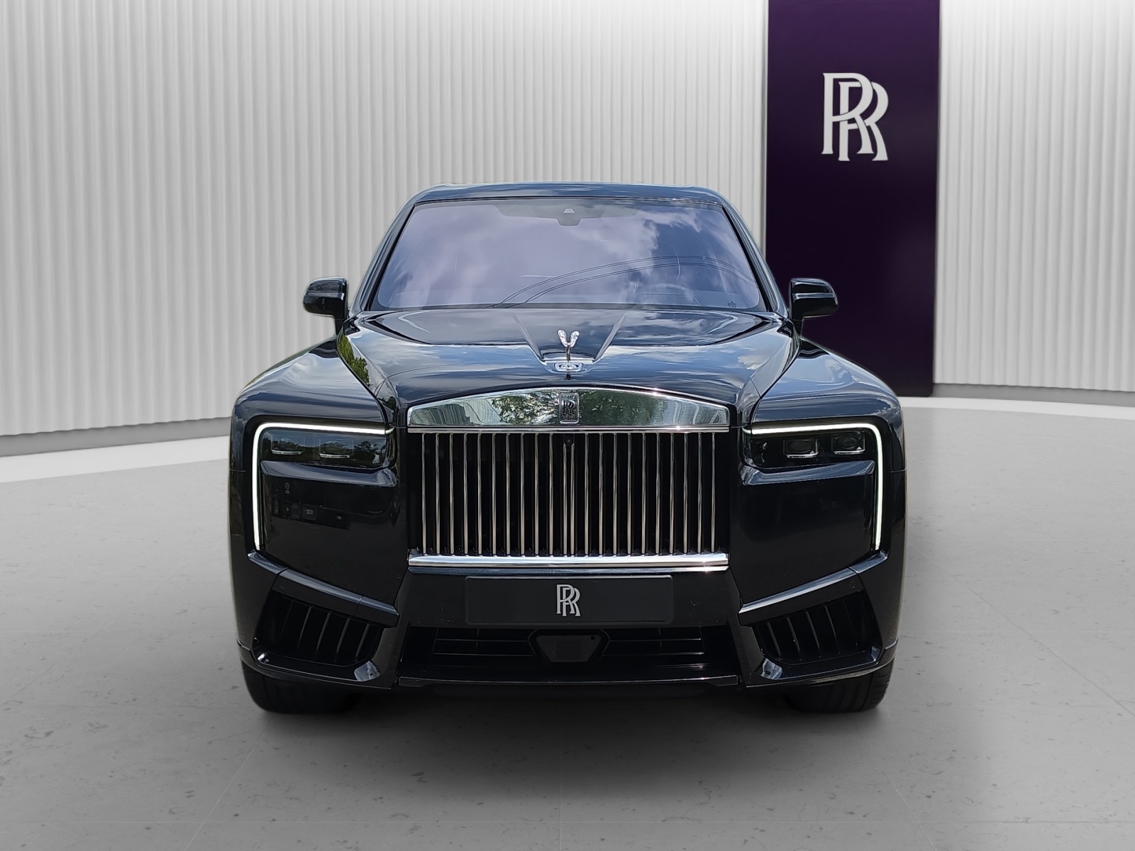 ROLLS-ROYCE Cullinan Serie II - Neuwagen - CRYSTAL OVER BLACK-image-4