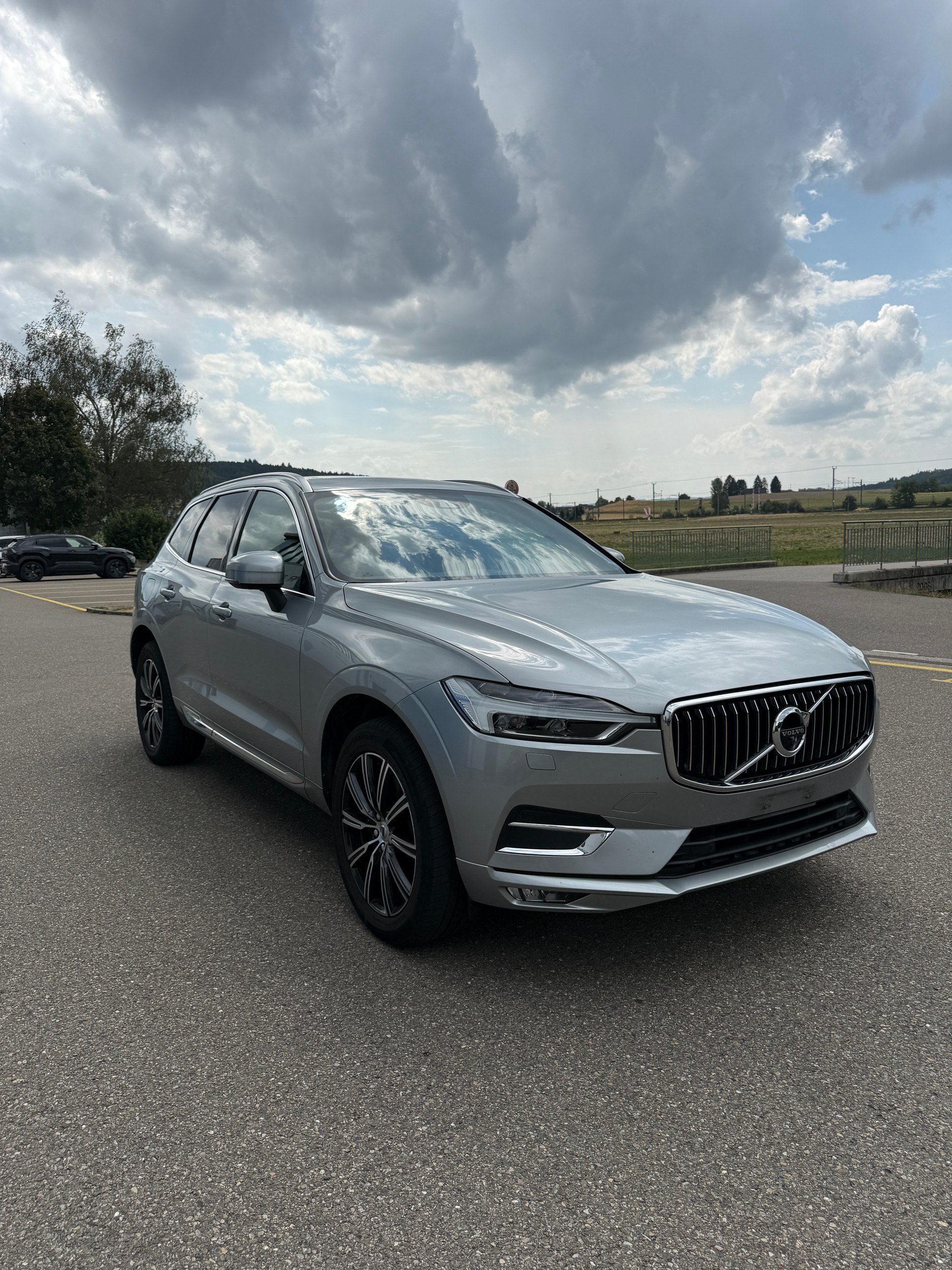VOLVO 2.0 D5 Inscription AWD-image-0