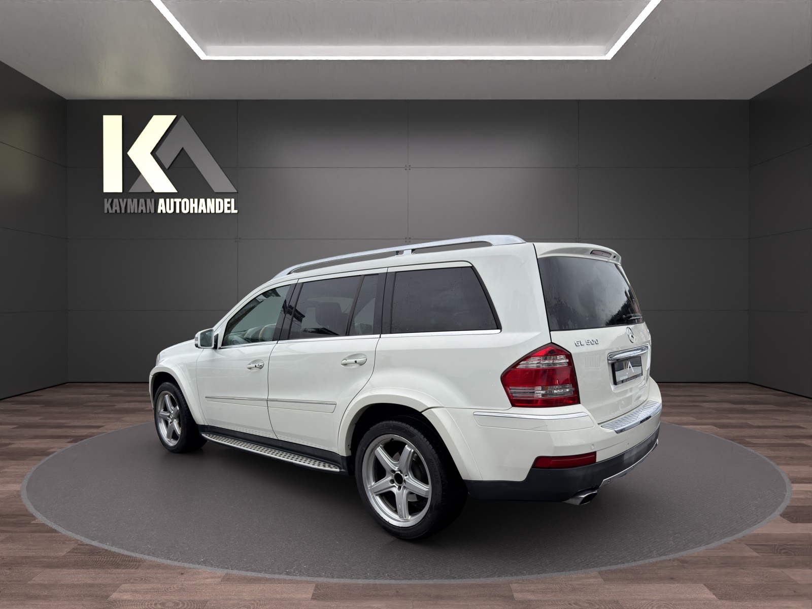 MERCEDES-BENZ GL 500 4Matic 7G-Tronic – V8 mit 388 PS | 7 Plätzer | 7G-Tronic | AIRMATIC | Luxus-SUV zum Hammerpreis!-image-2