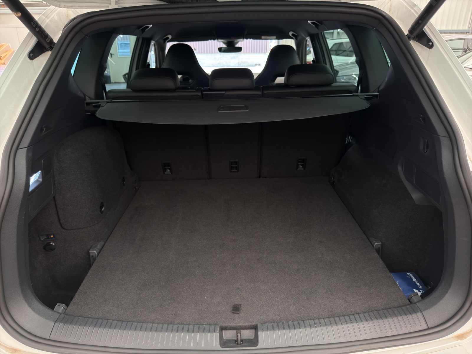 SEAT Tarraco 1.4 e-HYBRID DSG FR - Anhängekupplung - 360-Kamera - Spurwechselassistent-image-12