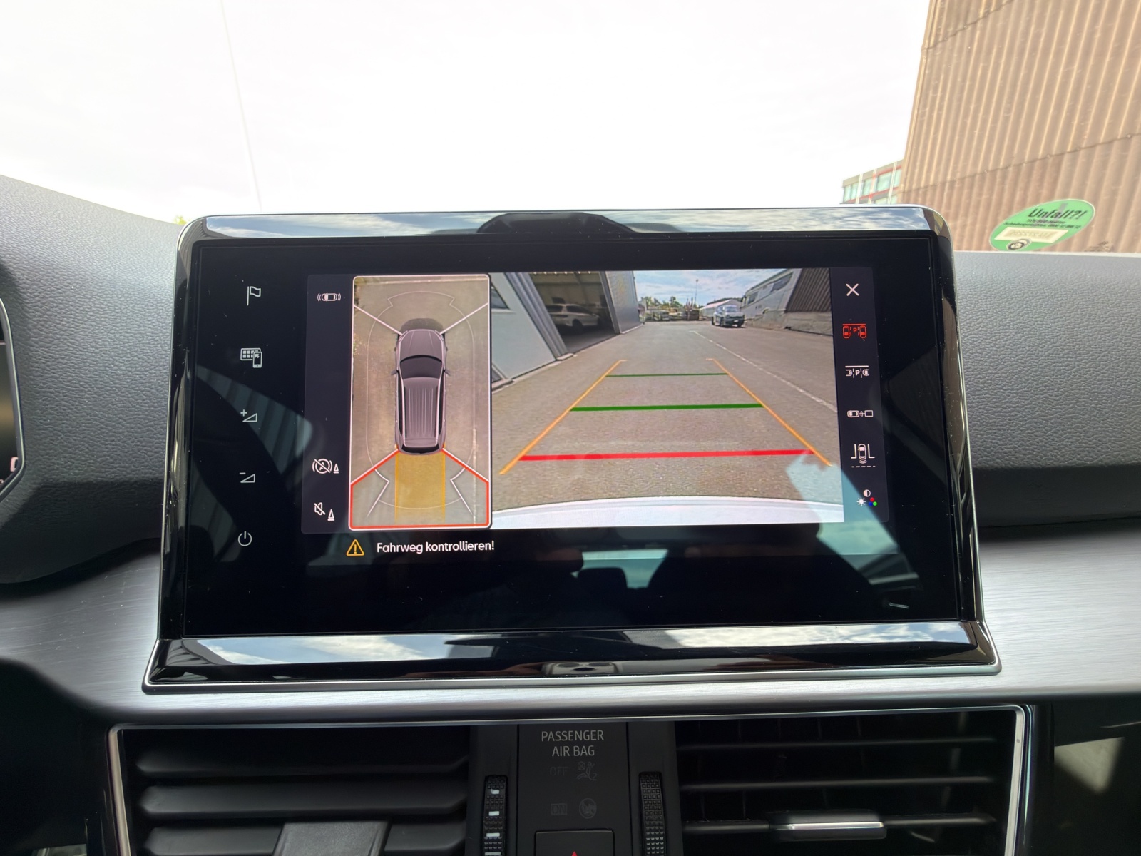 SEAT Tarraco 1.4 e-HYBRID DSG FR - Anhängekupplung - 360-Kamera - Spurwechselassistent-image-8