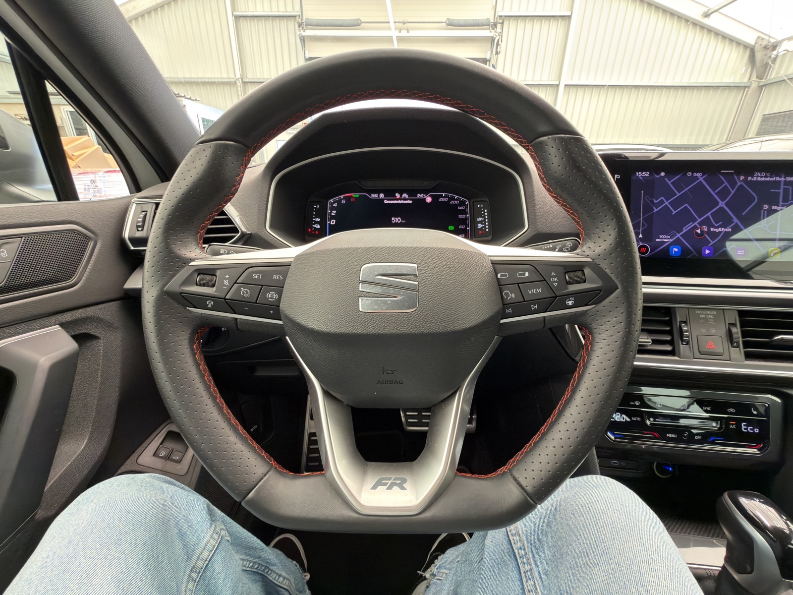 SEAT Tarraco 1.4 e-HYBRID DSG FR - Anhängekupplung - 360-Kamera - Spurwechselassistent-image-7