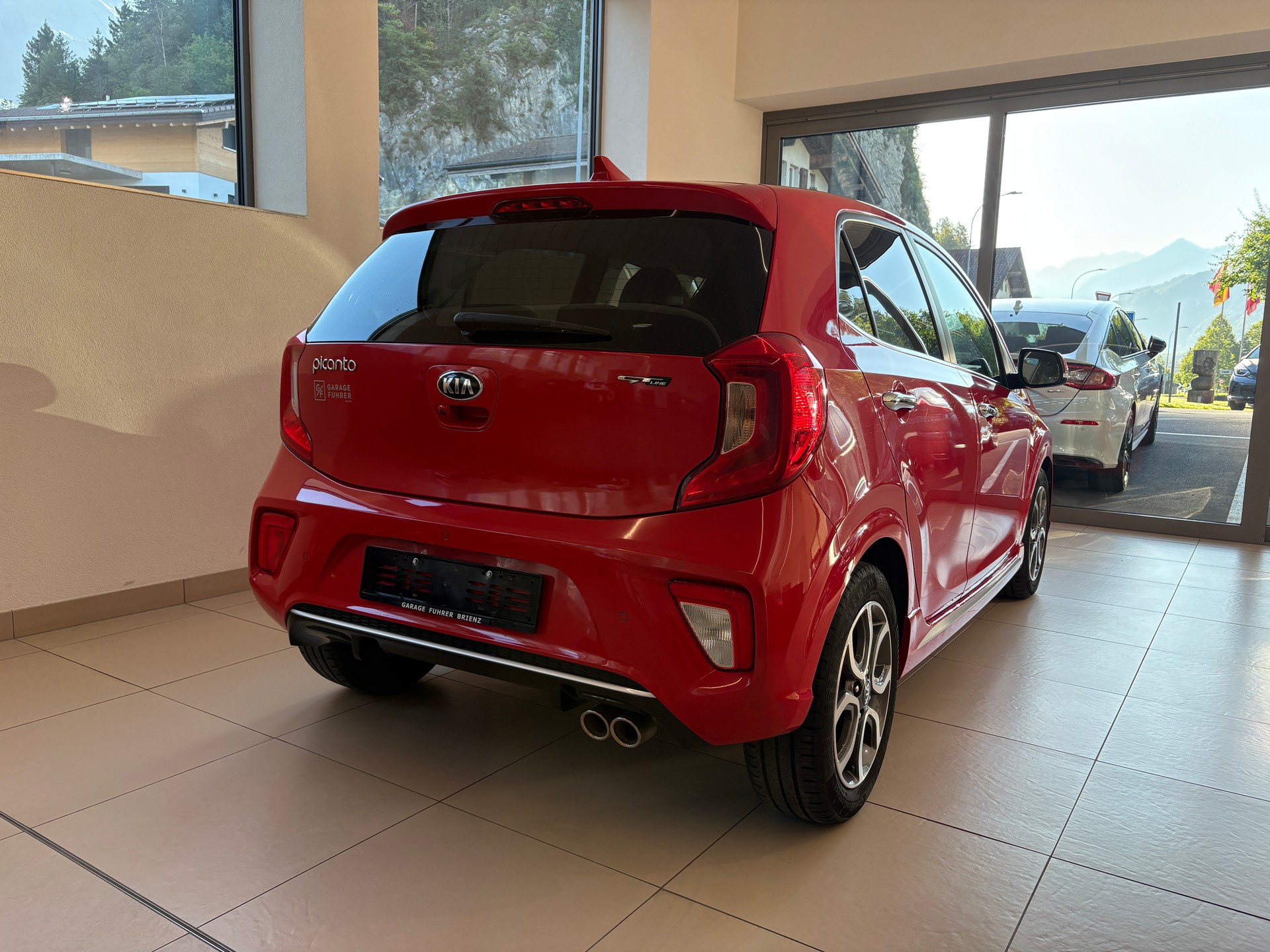 KIA Picanto 1.2 CVVT GT-Line-image-2
