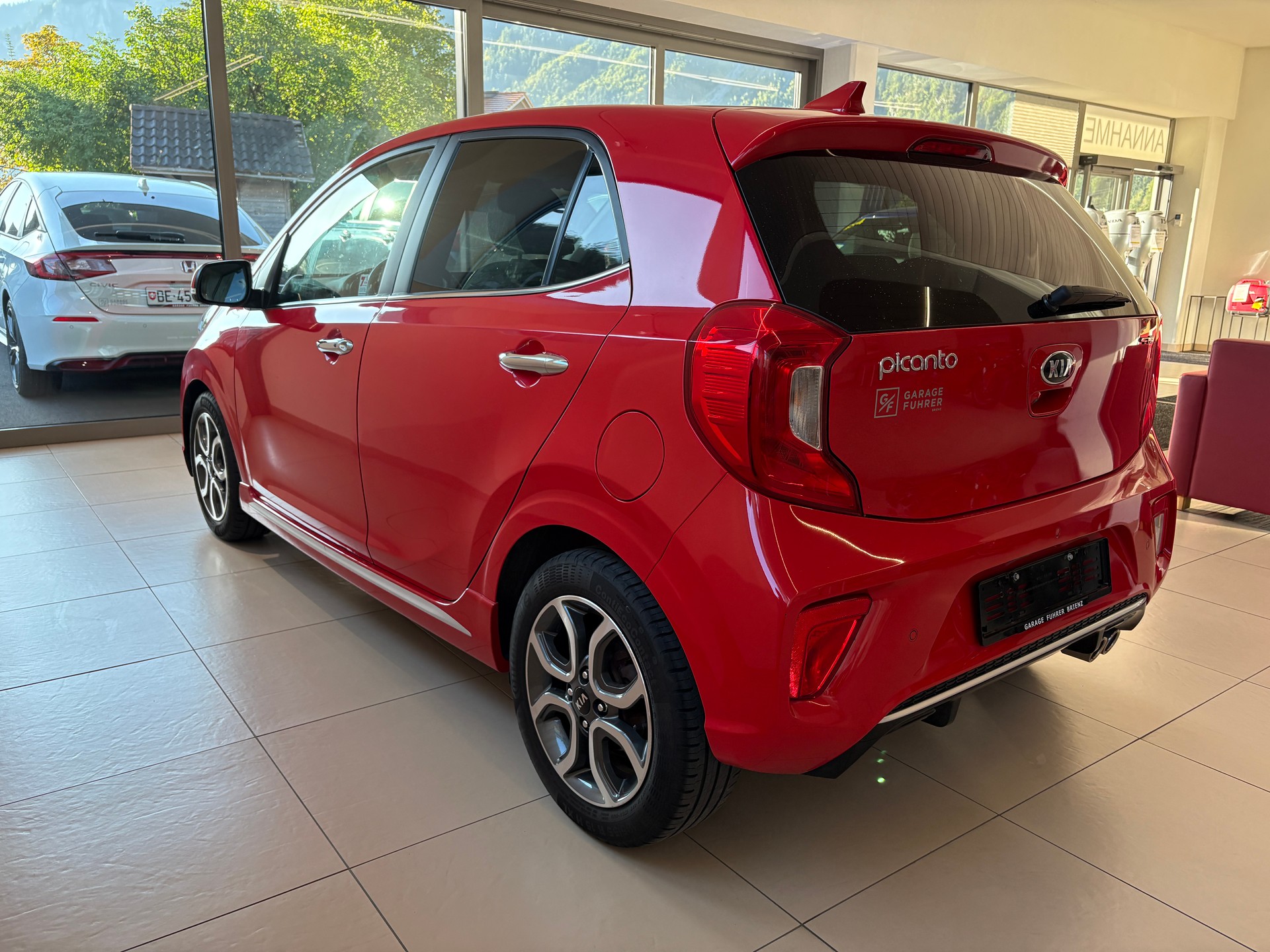 KIA Picanto 1.2 CVVT GT-Line-image-1