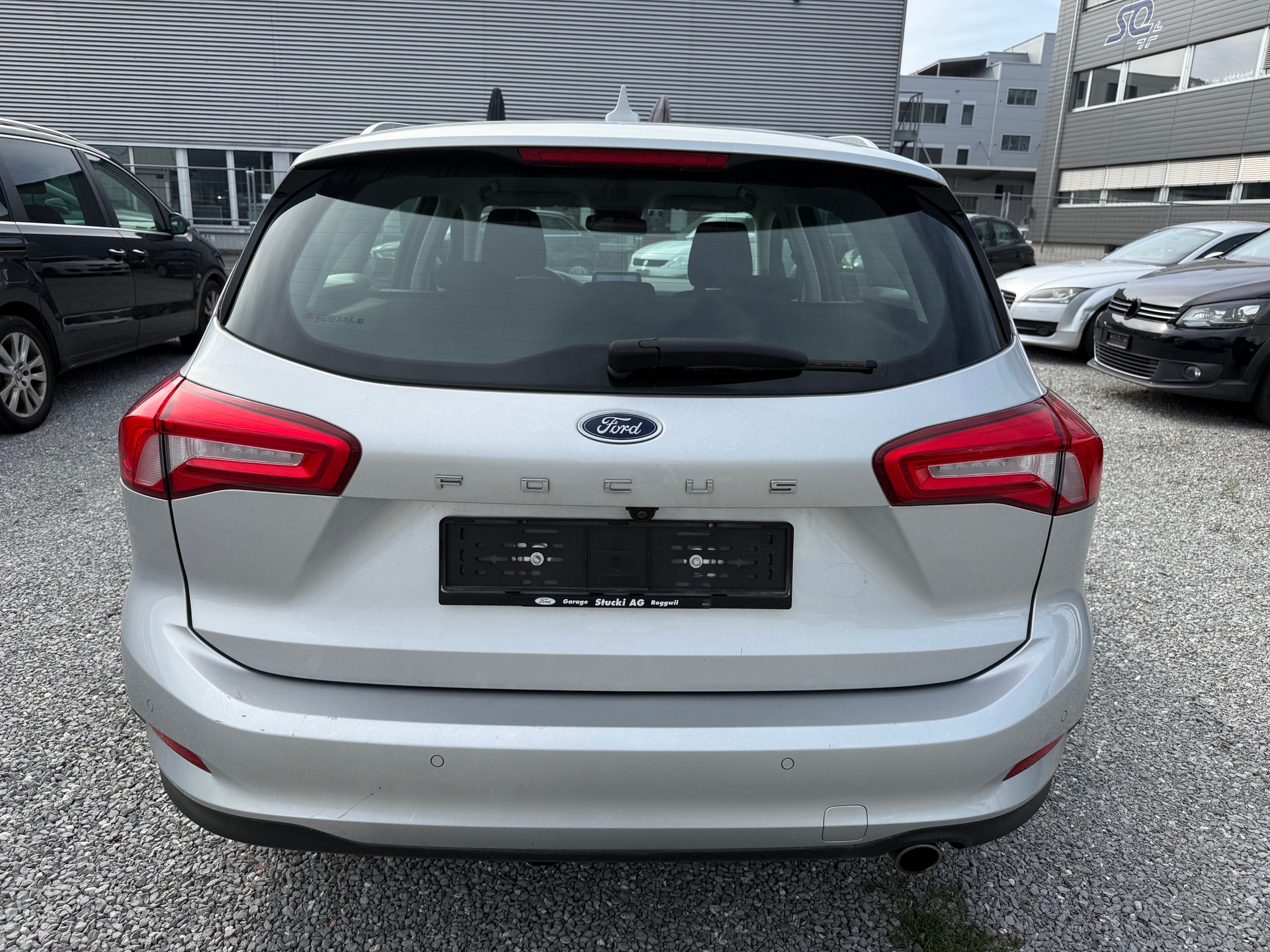 FORD Focus 2.0 TDCi Titanium Automatic-image-3