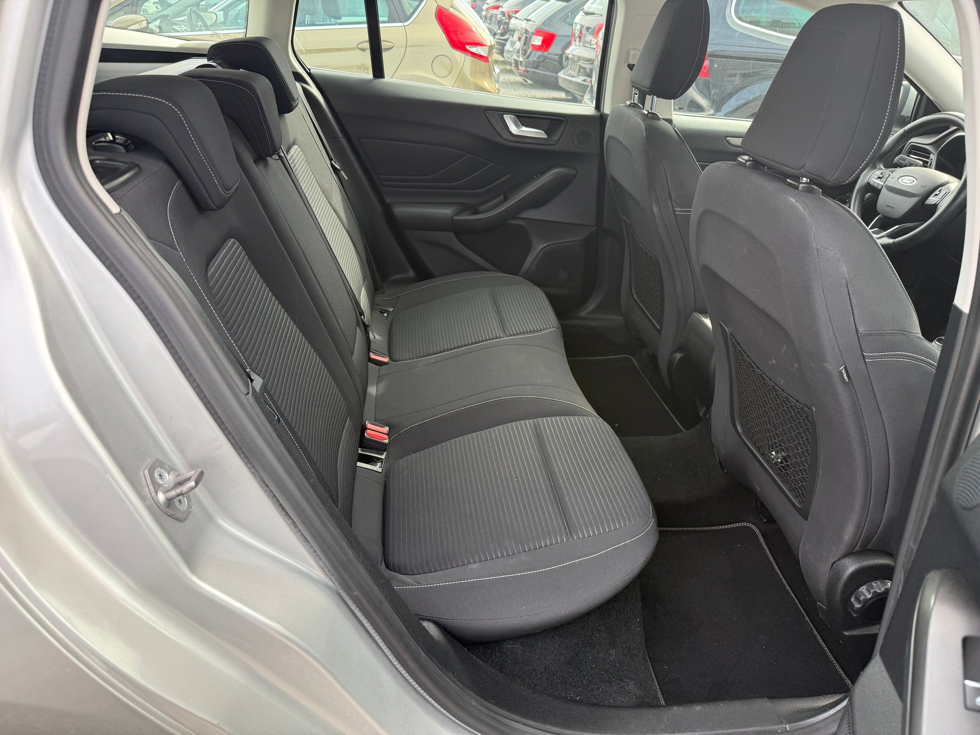 FORD Focus 2.0 TDCi Titanium Automatic-image-7