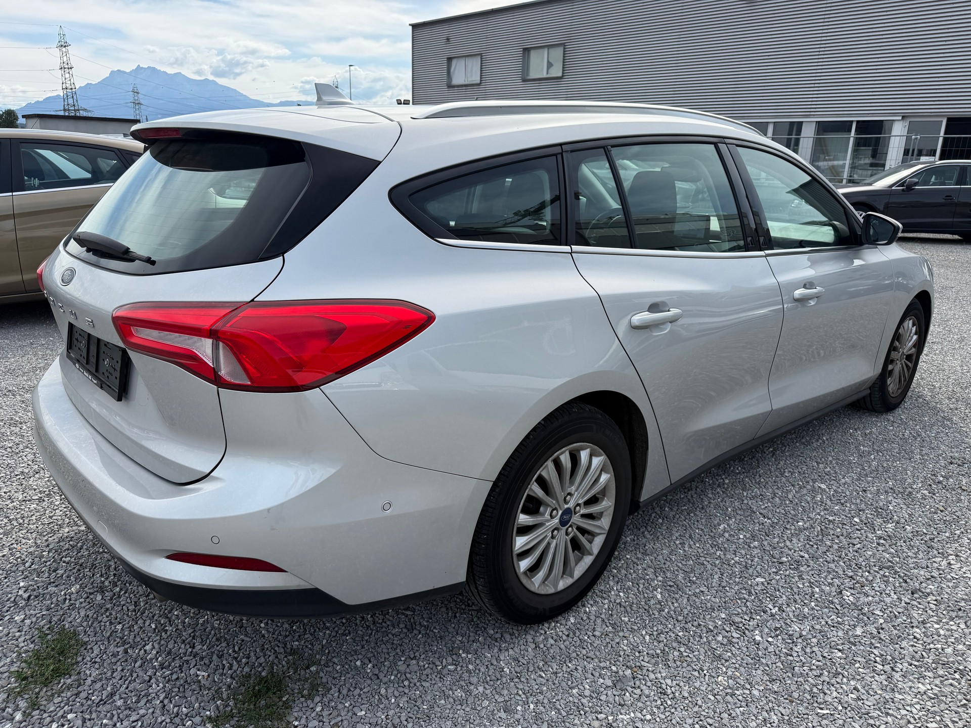 FORD Focus 2.0 TDCi Titanium Automatic-image-4