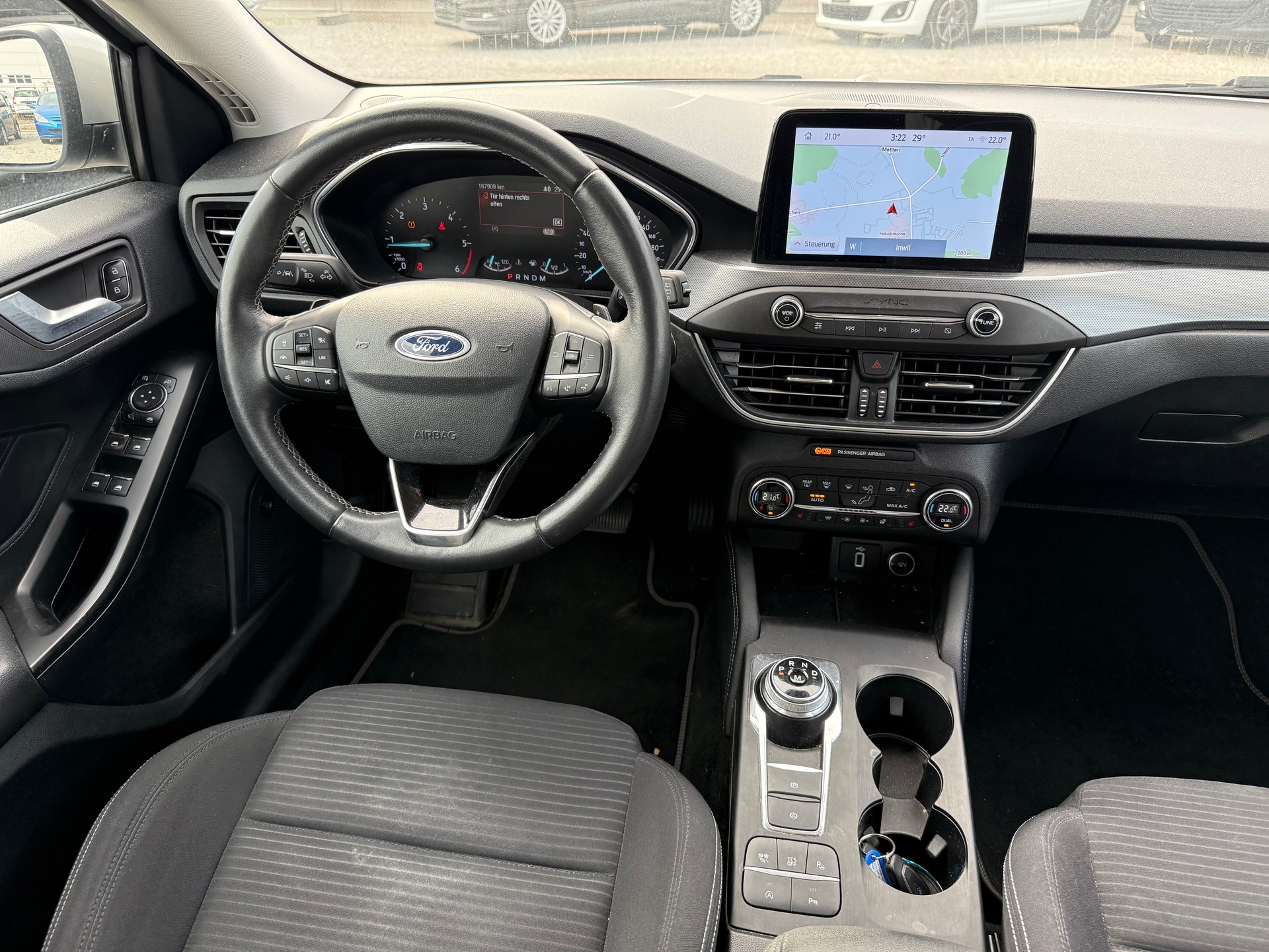 FORD Focus 2.0 TDCi Titanium Automatic-image-8