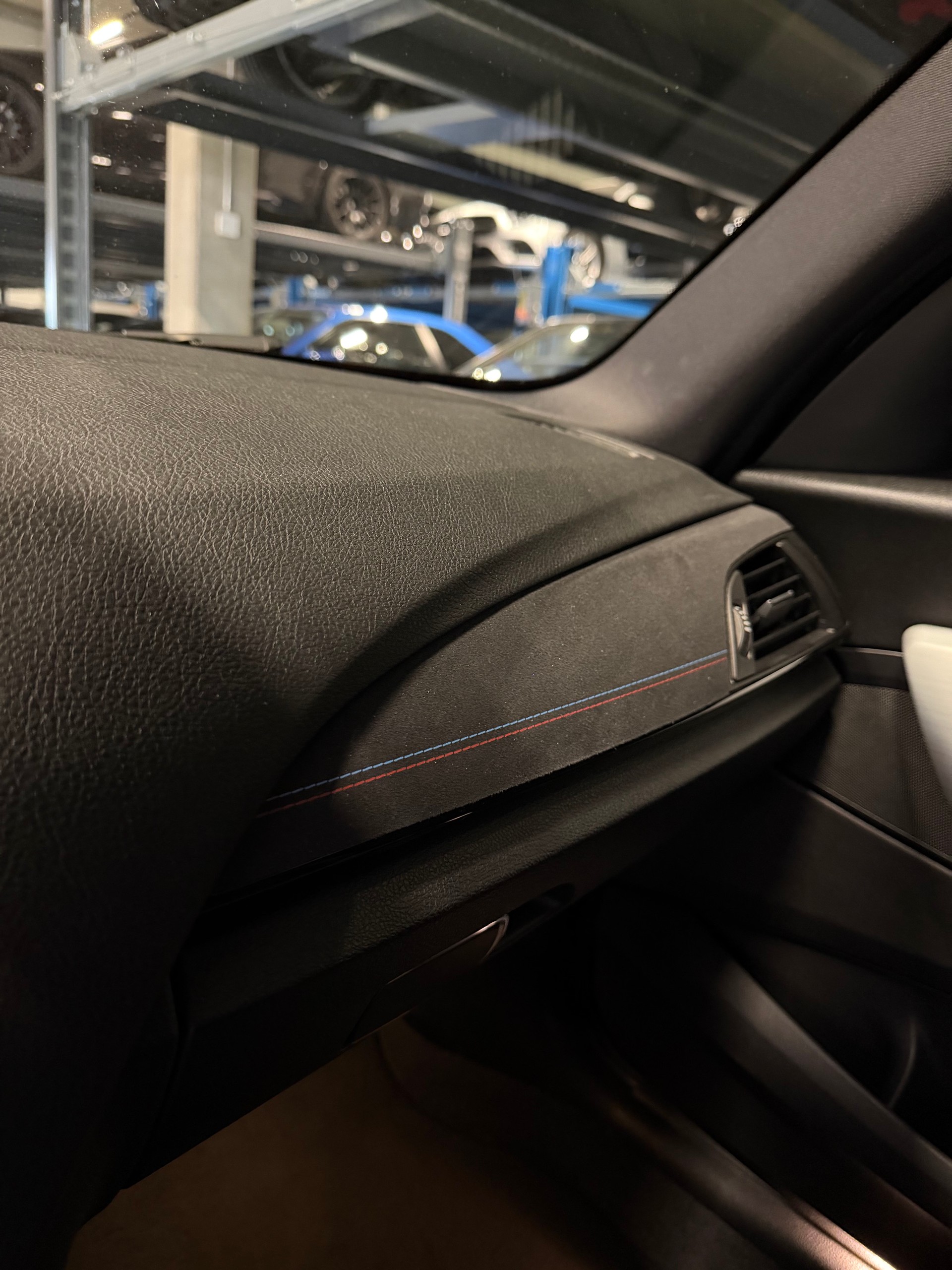 BMW M135i xDrive Steptronic-image-11