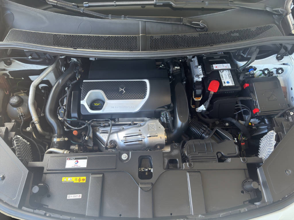 DS AUTOMOBILES DS7 Crossback 1.6 PureTech 225 Performance Line+-image-9