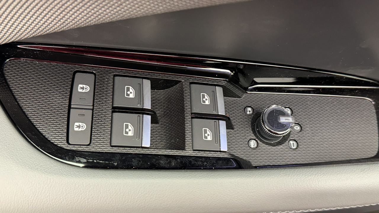 AUDI Q3 Sportback e-hybrid 200 kW S tronic-image-8