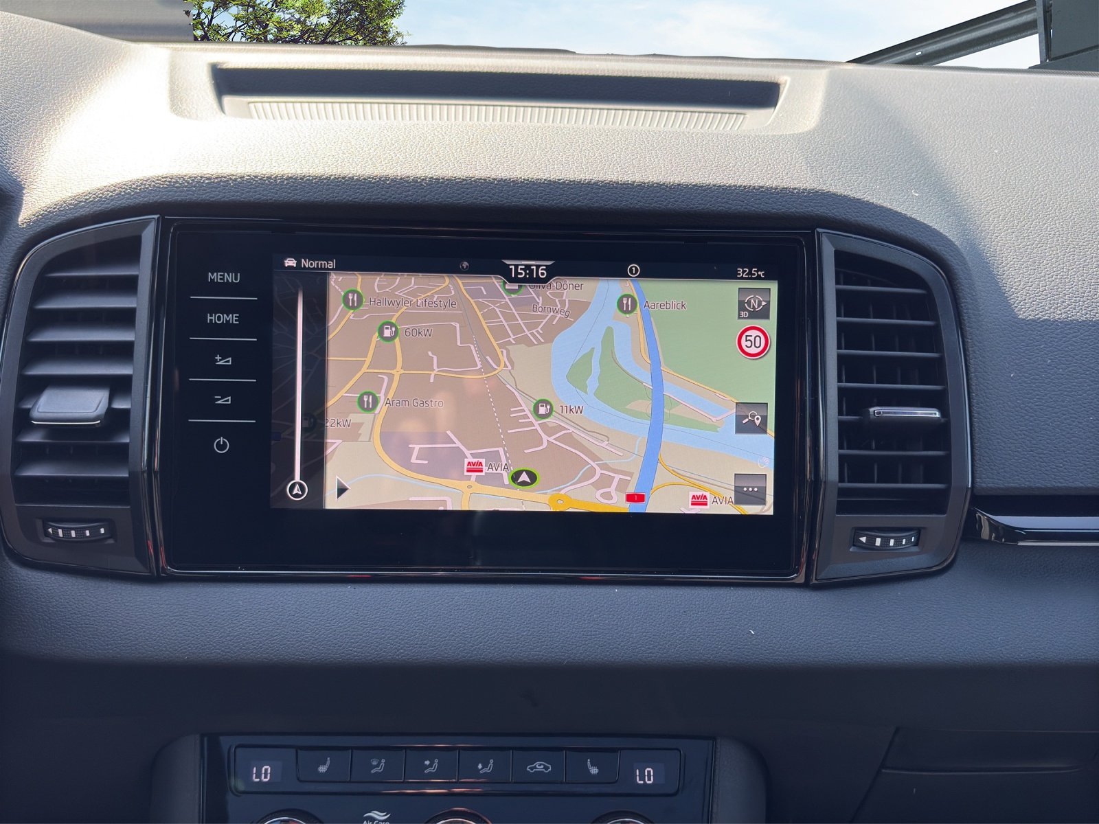 SKODA Karoq 2.0 TSI SportLine 4x4 DSG-image-12