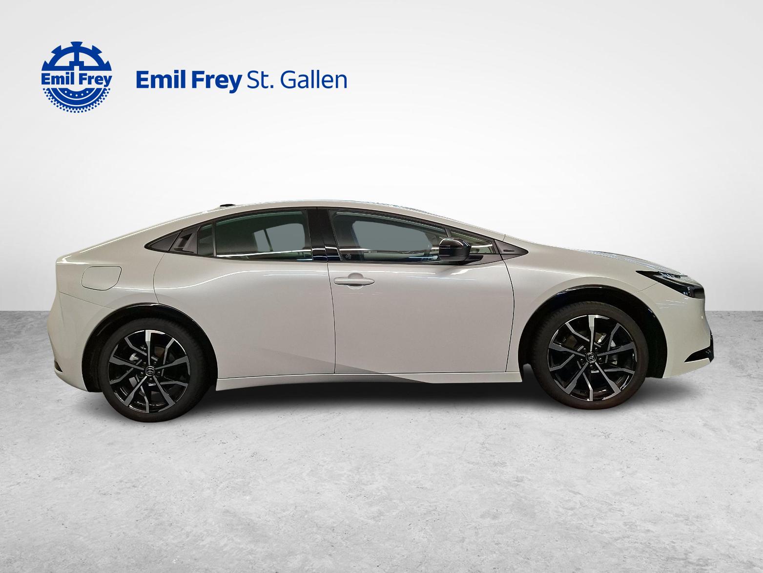 TOYOTA Prius 2.0 Plug-In-Hybrid Style-image-5