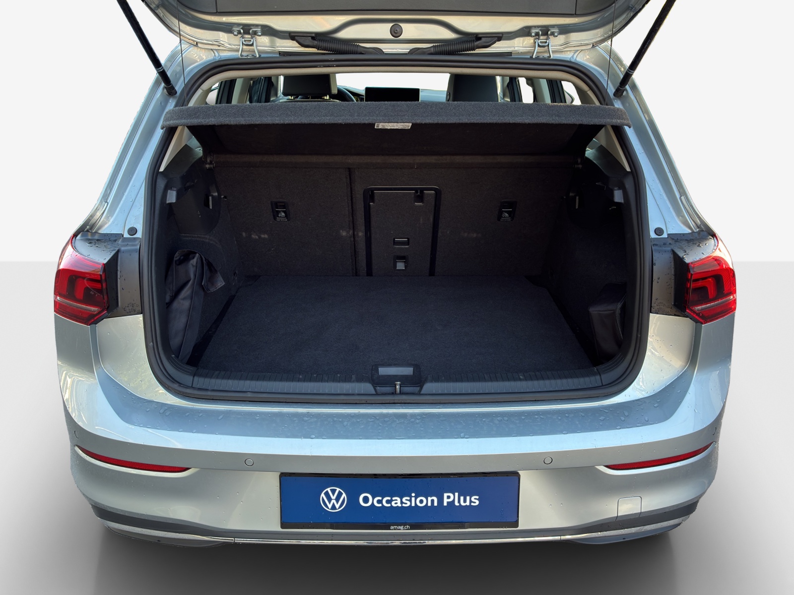 VW Golf 1.5 e TSI mHEV Style DSG-image-12