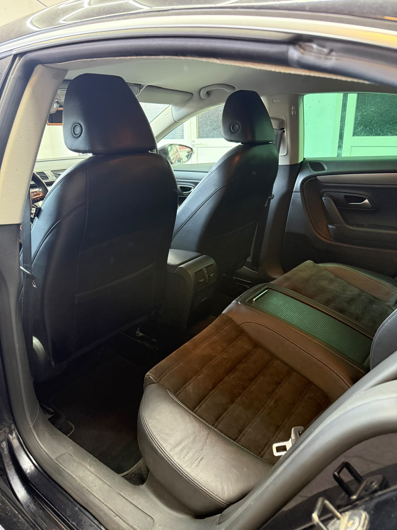 VW Passat CC 2.0 TDI DSG-image-5