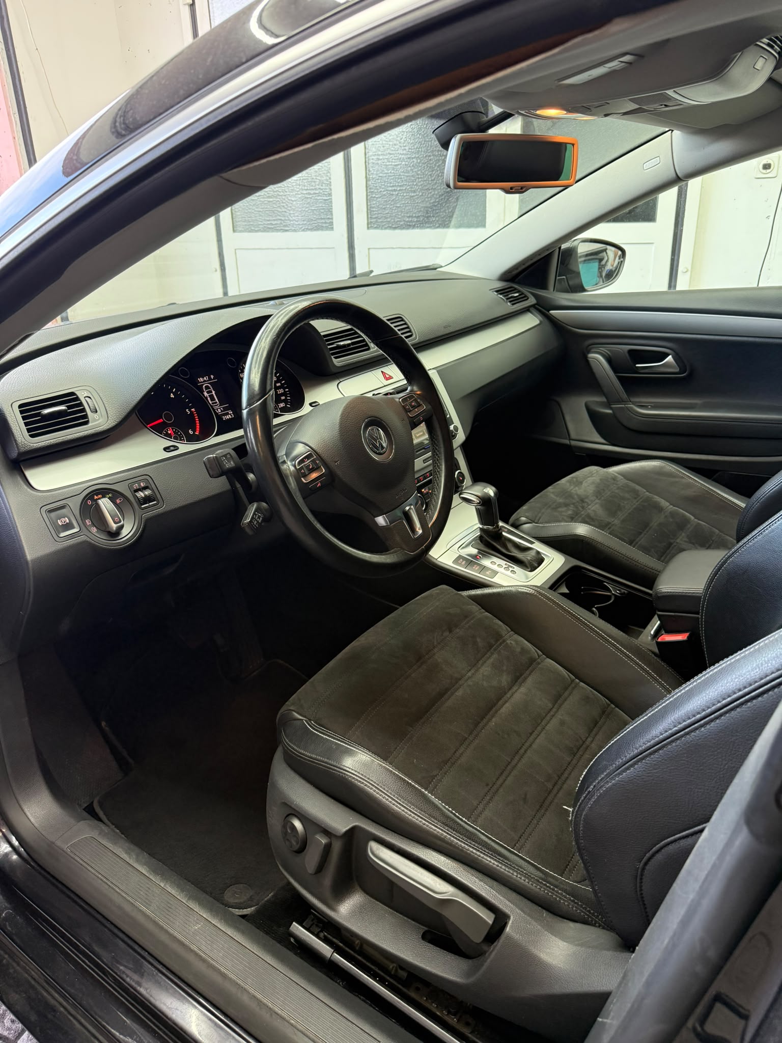 VW Passat CC 2.0 TDI DSG-image-4