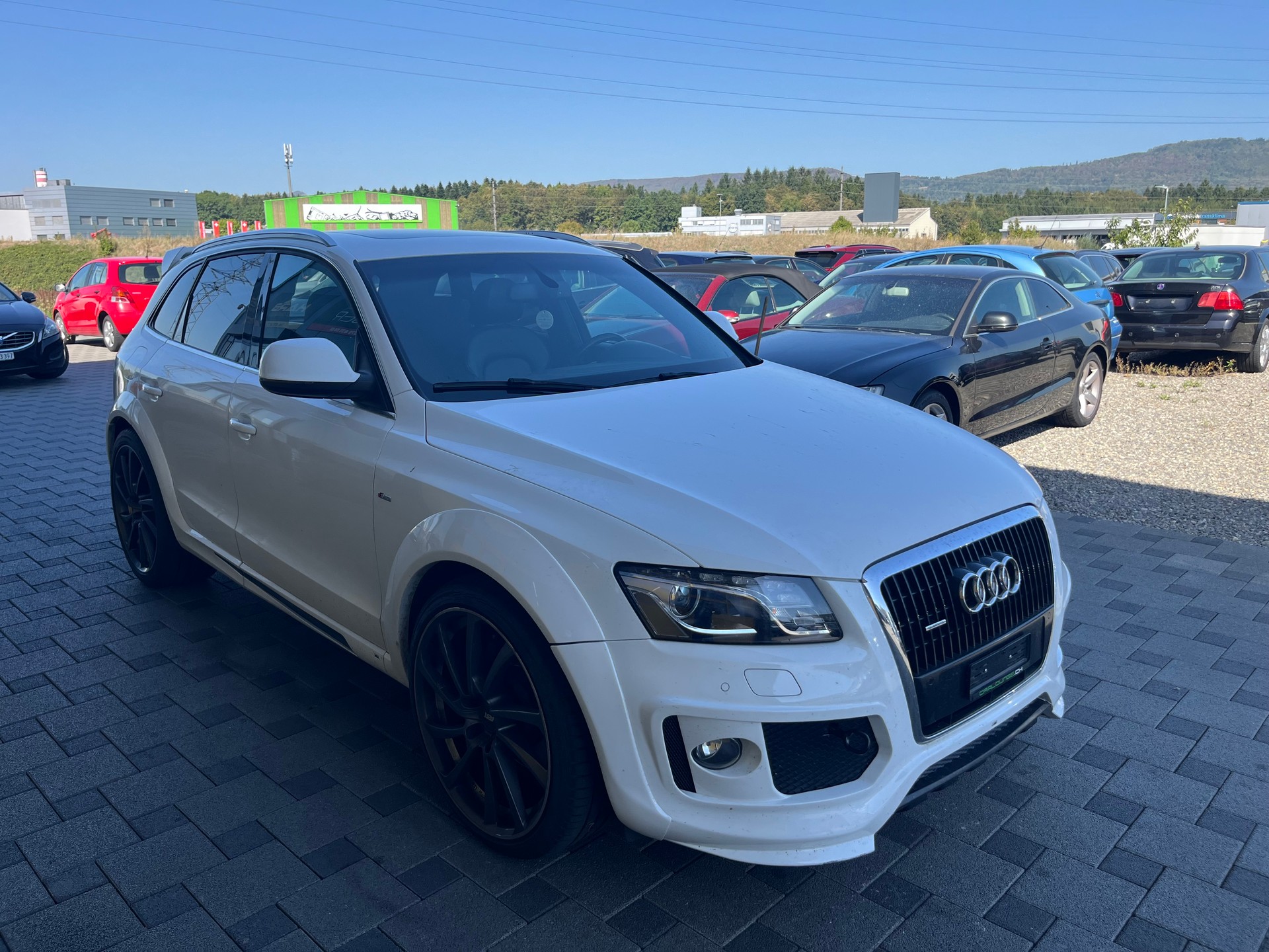 AUDI Q5 S-Line-image-1