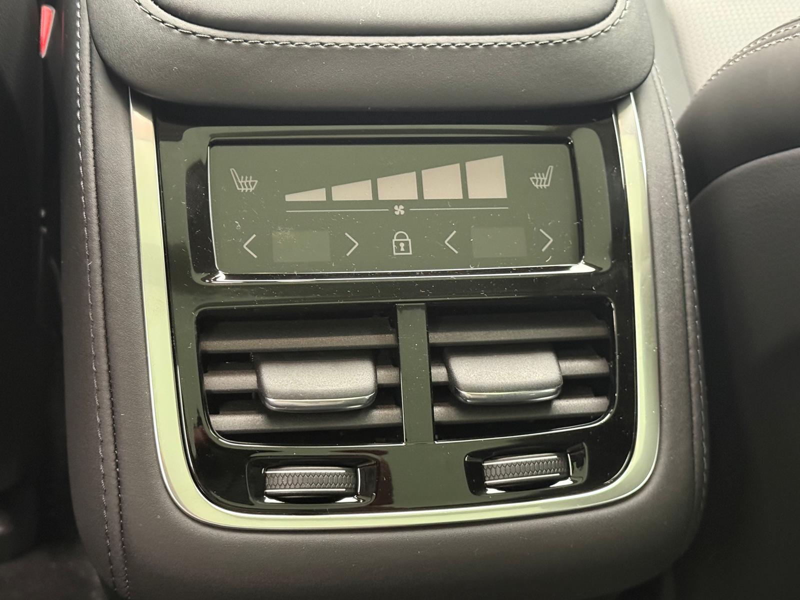 VOLVO XC90 2.0 B5 MH Ultra Bright AWD-image-14